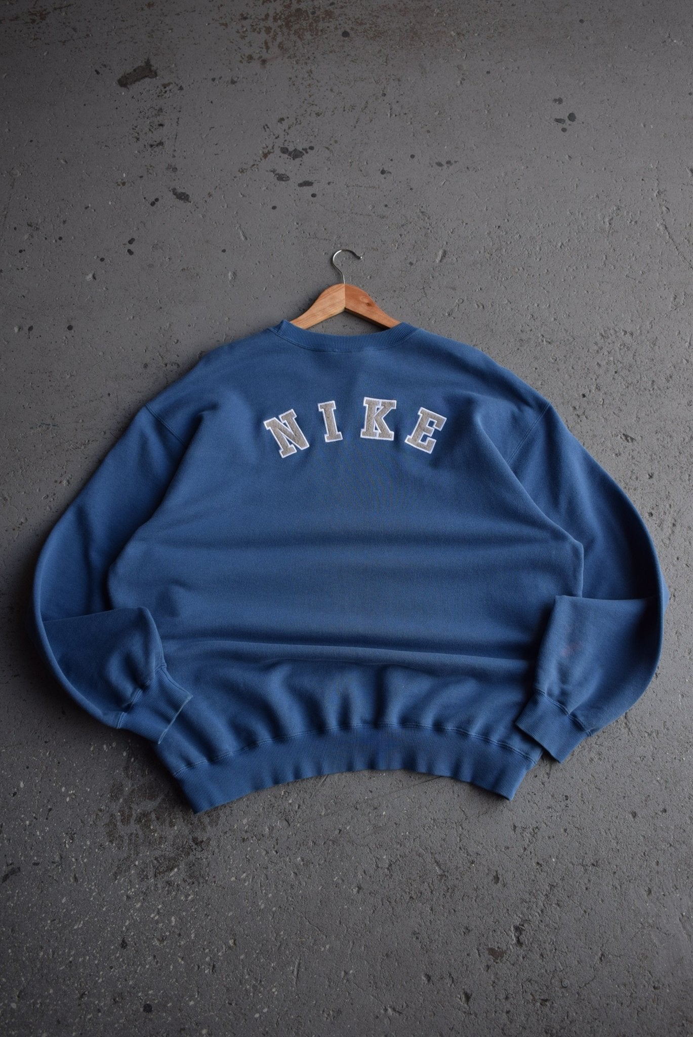 *Rare* Vintage 90s Nike Spellout Embroidered Crewneck (XL) - Retrospective Store