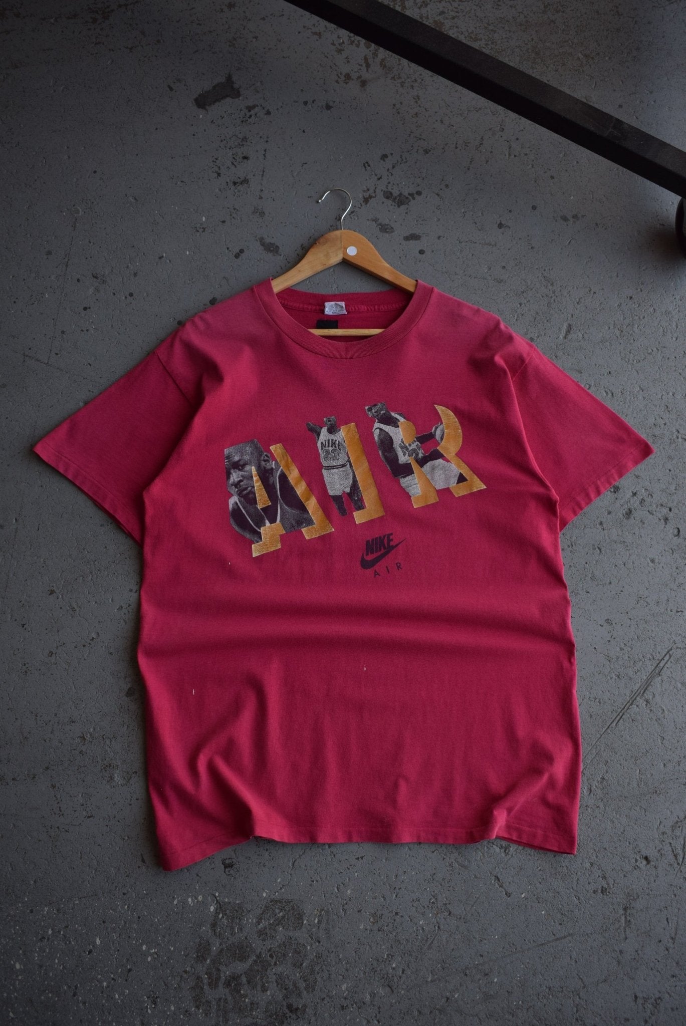 *Rare* Vintage 90s Nike x Air Jordan Tee (L/XL) - Retrospective Store