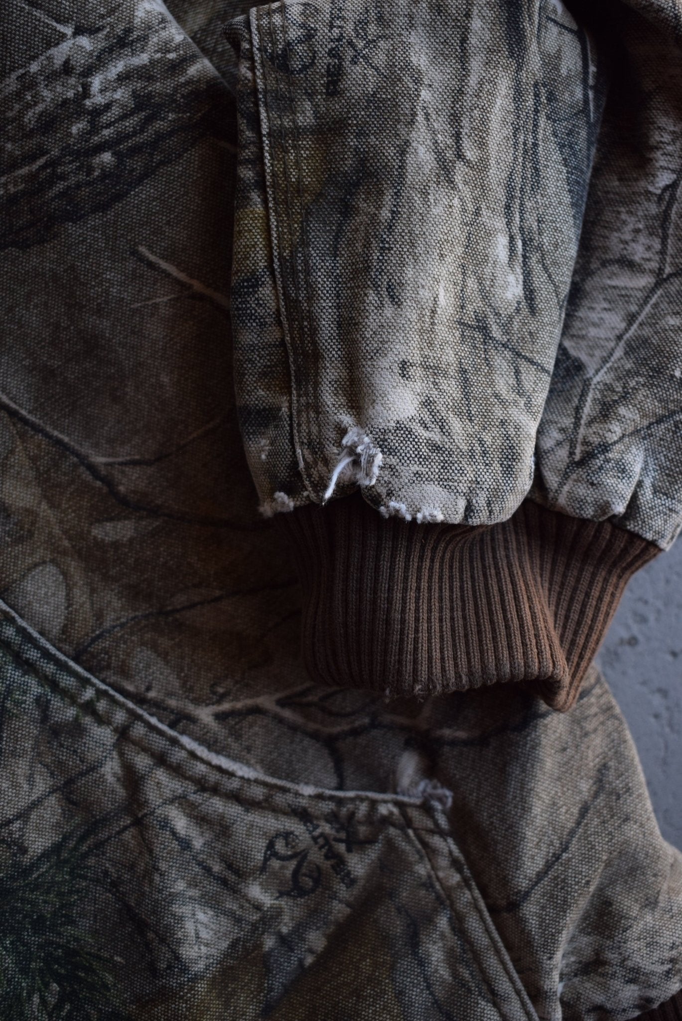 *Rare* Vintage Carhartt x Realtree Quilt - lined Workwear Jacket (S) - Retrospective Store