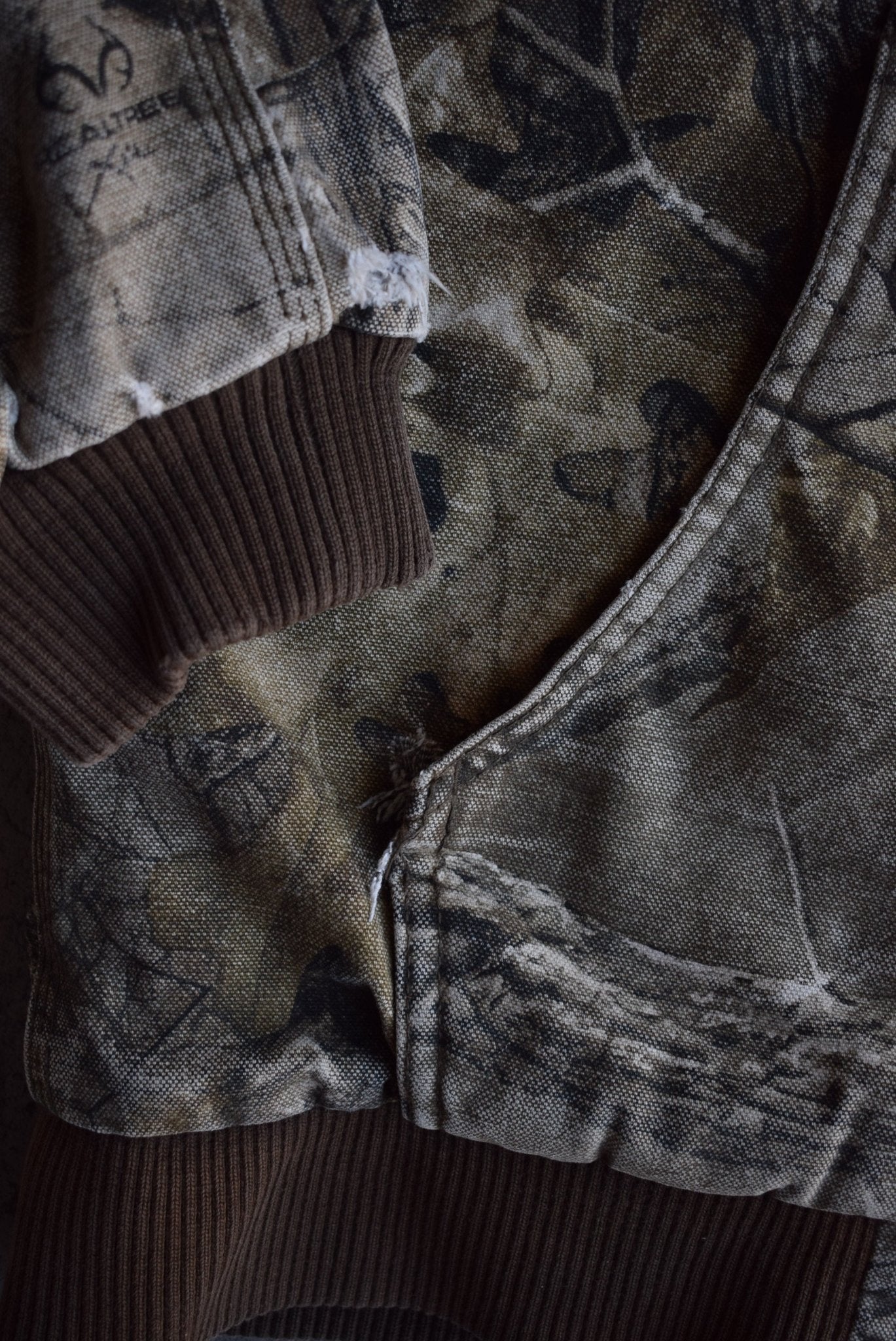 *Rare* Vintage Carhartt x Realtree Quilt - lined Workwear Jacket (S) - Retrospective Store