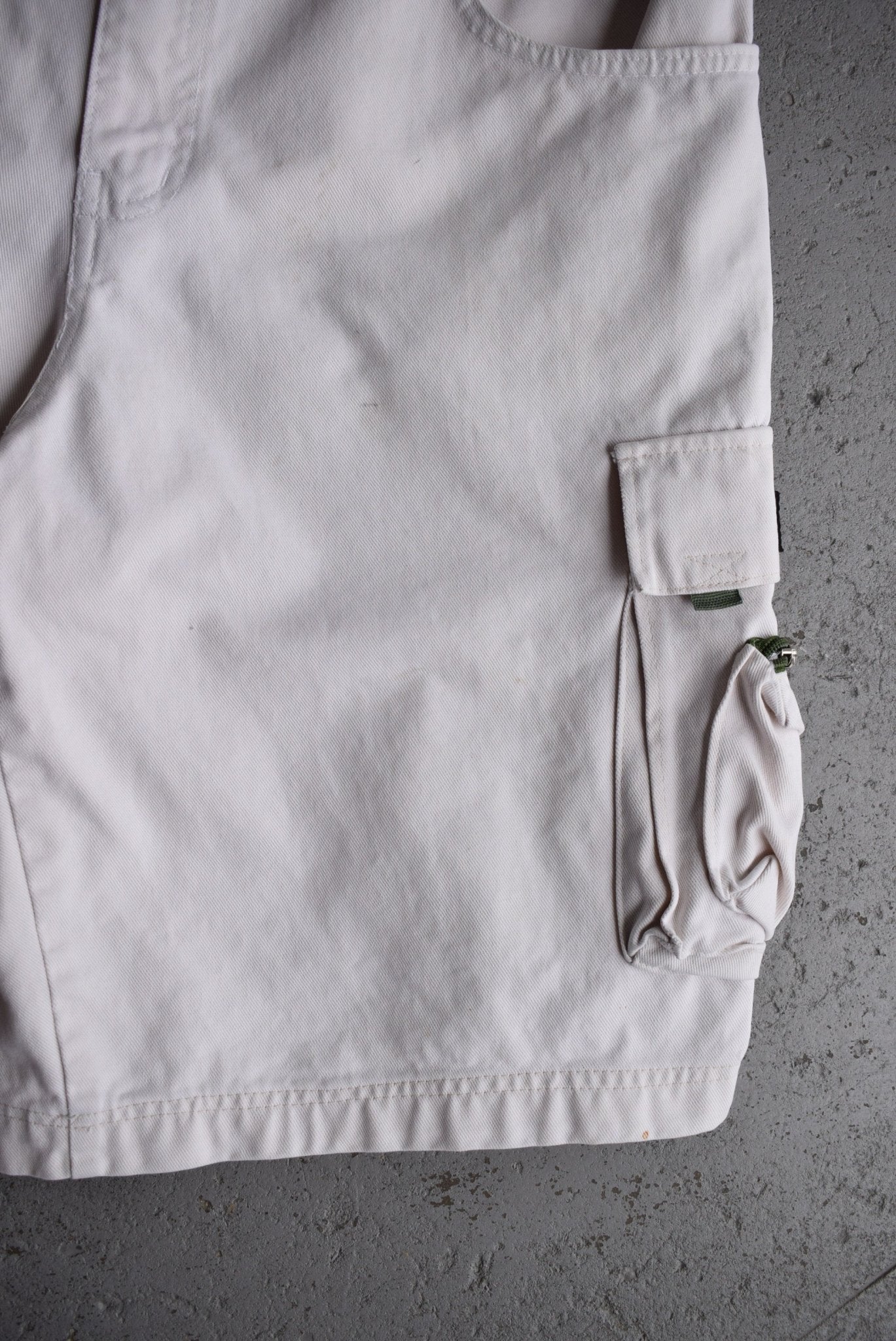 *Rare* Vintage JNCO Embroidered Cargo Shorts (36) - Retrospective Store