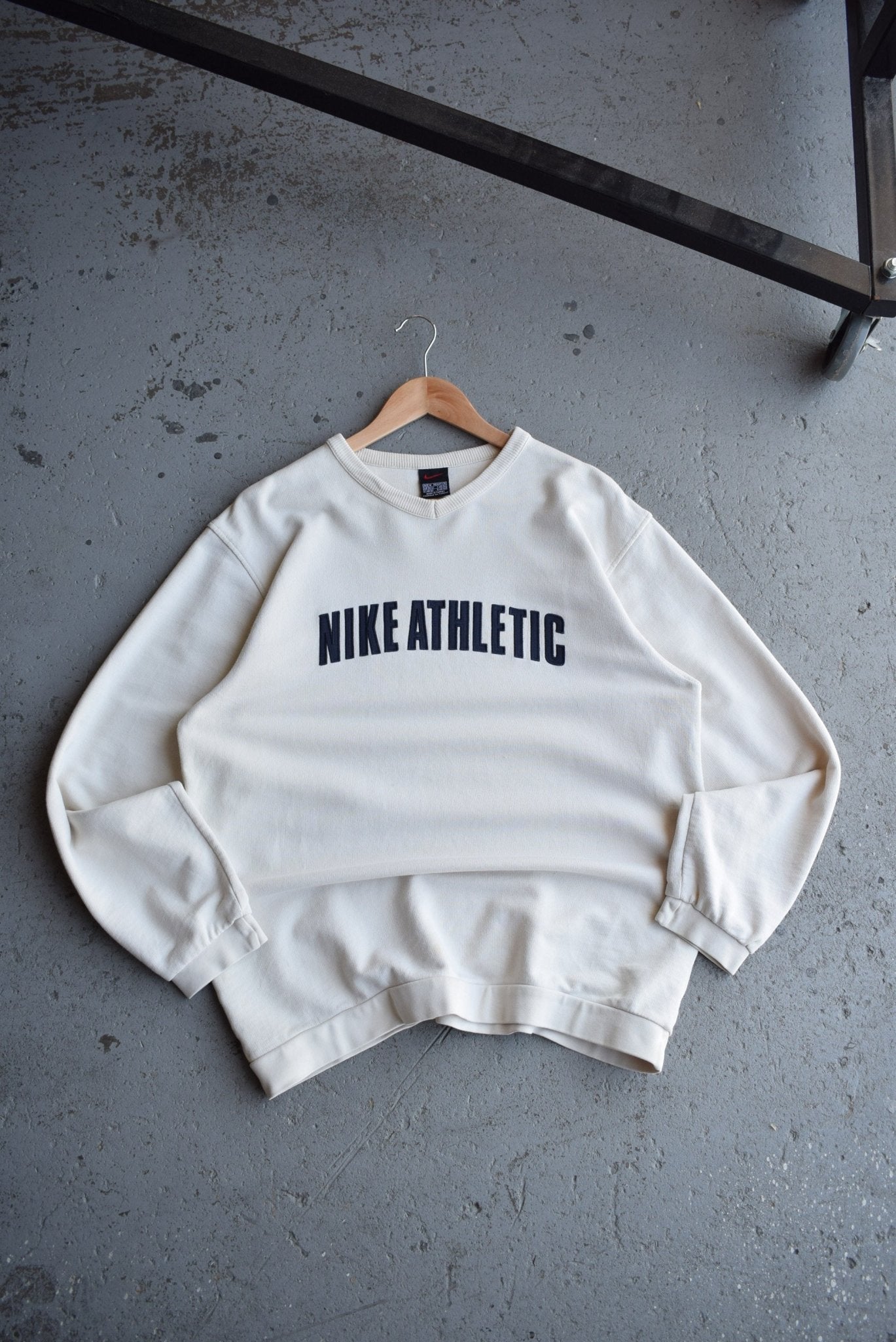 *Rare* Vintage Nike Athletic Spellout Embroidered Crewneck (M/L) - Retrospective Store