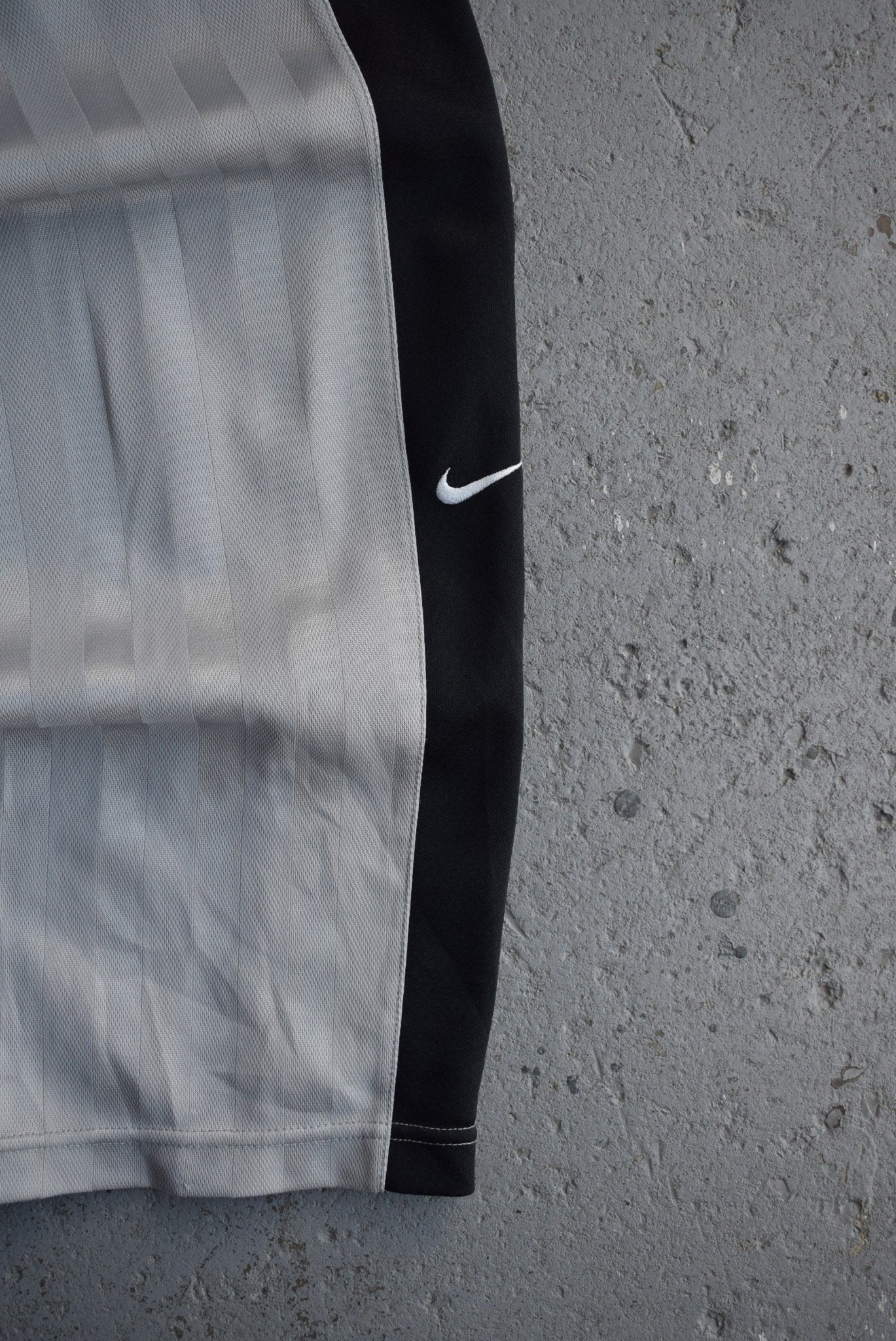 *Rare* Vintage Nike Classic Logo Embroidered Track Pants (L) - Retrospective Store