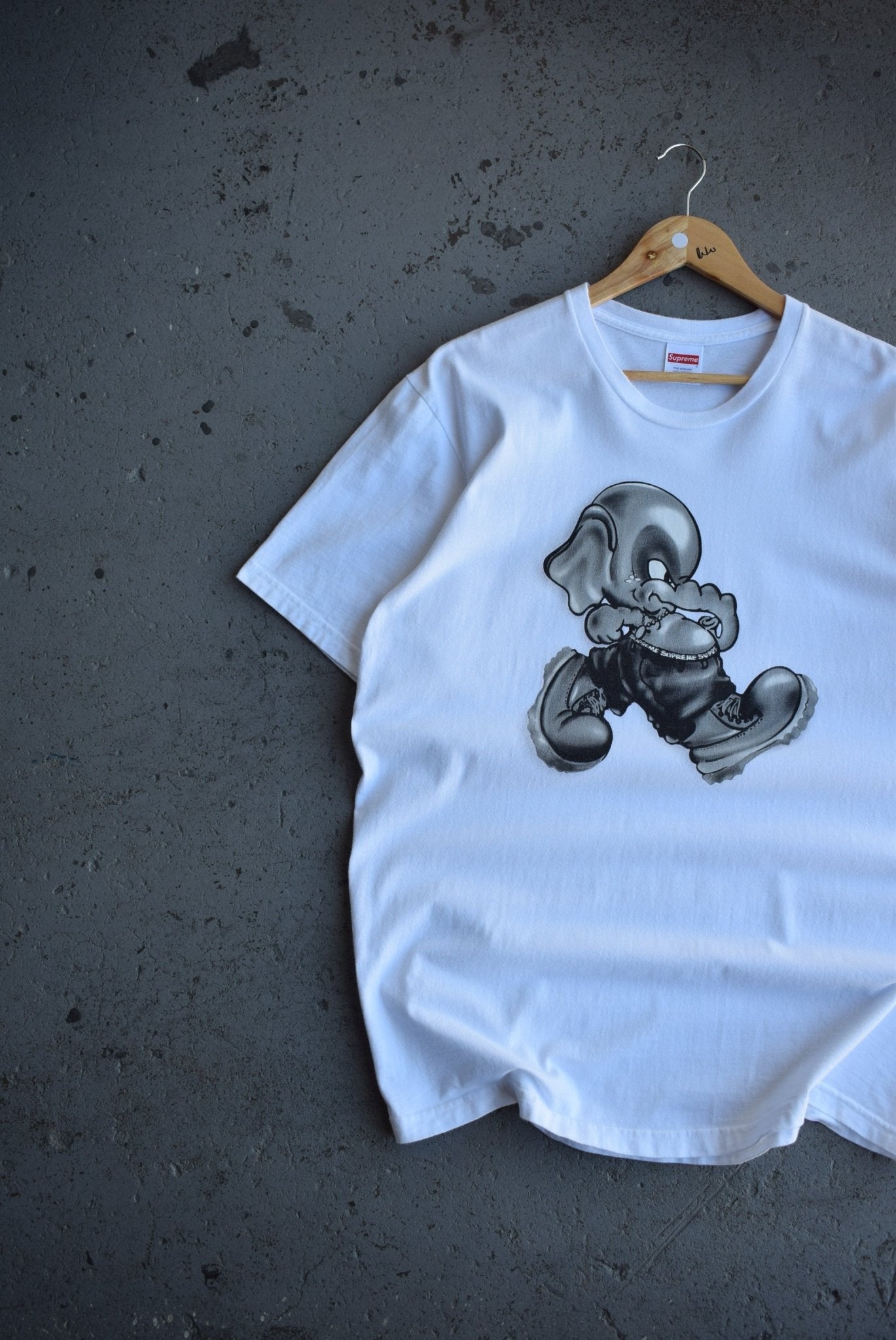 *Rare* Vintage Supreme Elephant Tee (L) - Retrospective Store