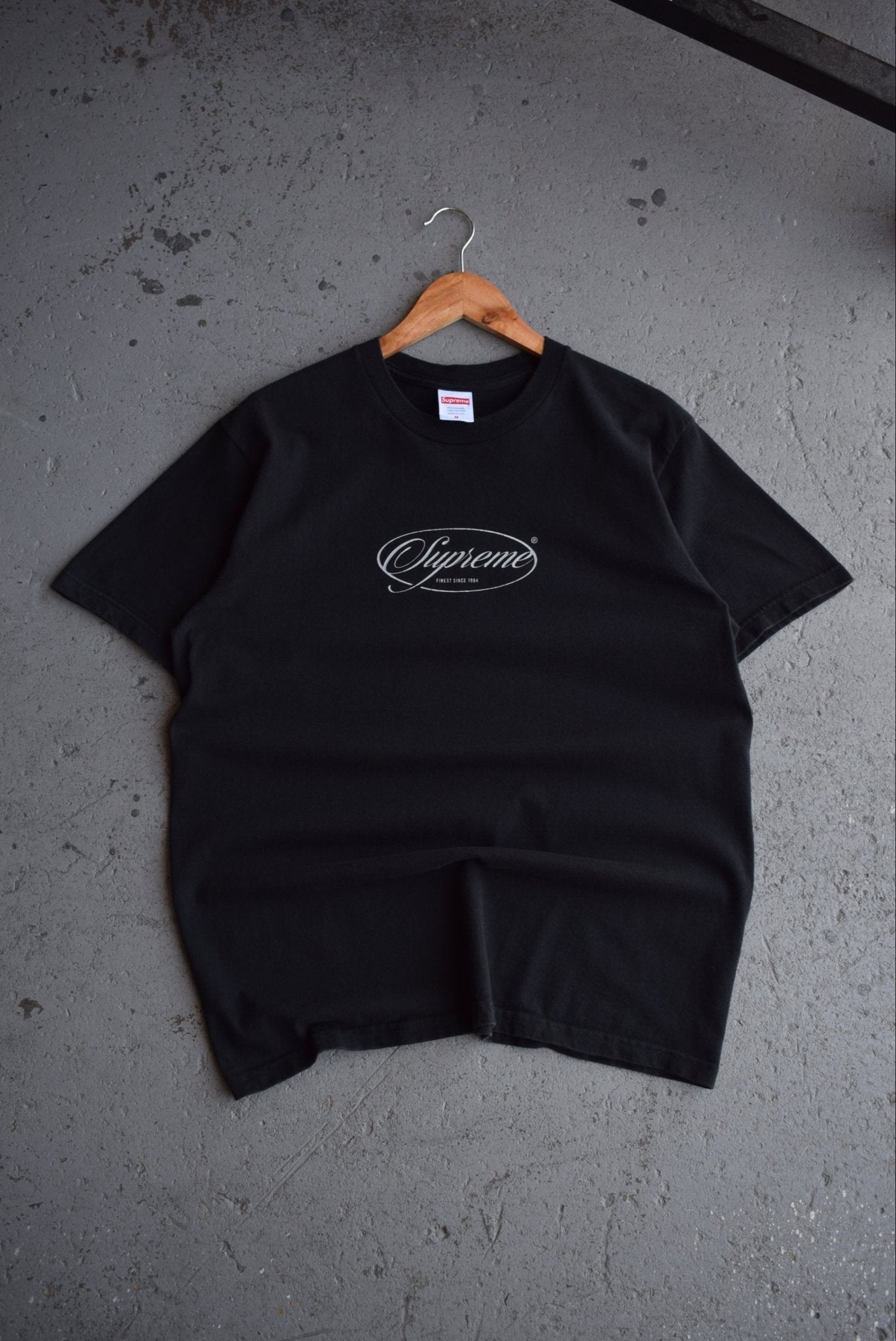*Rare* Vintage Supreme Spellout Tee (M) - Retrospective Store