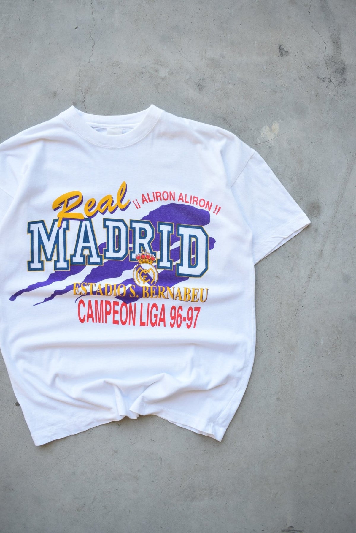 Real Madrid FC White Graphic Tee — 1997 (S) - Retrospective Store