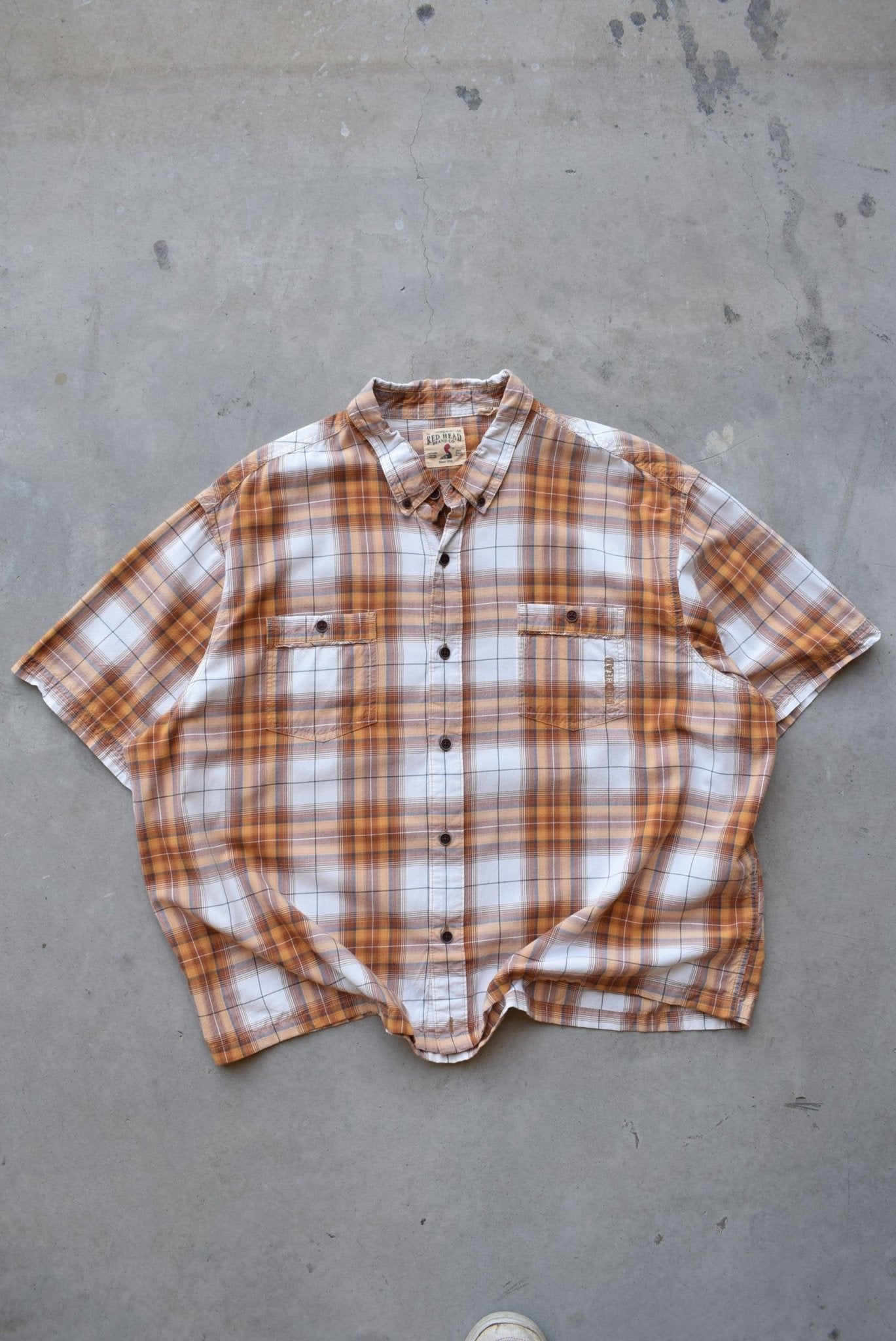 Red Head Orange & White Cropped Button Up — 2000s (XXL) - Retrospective Store