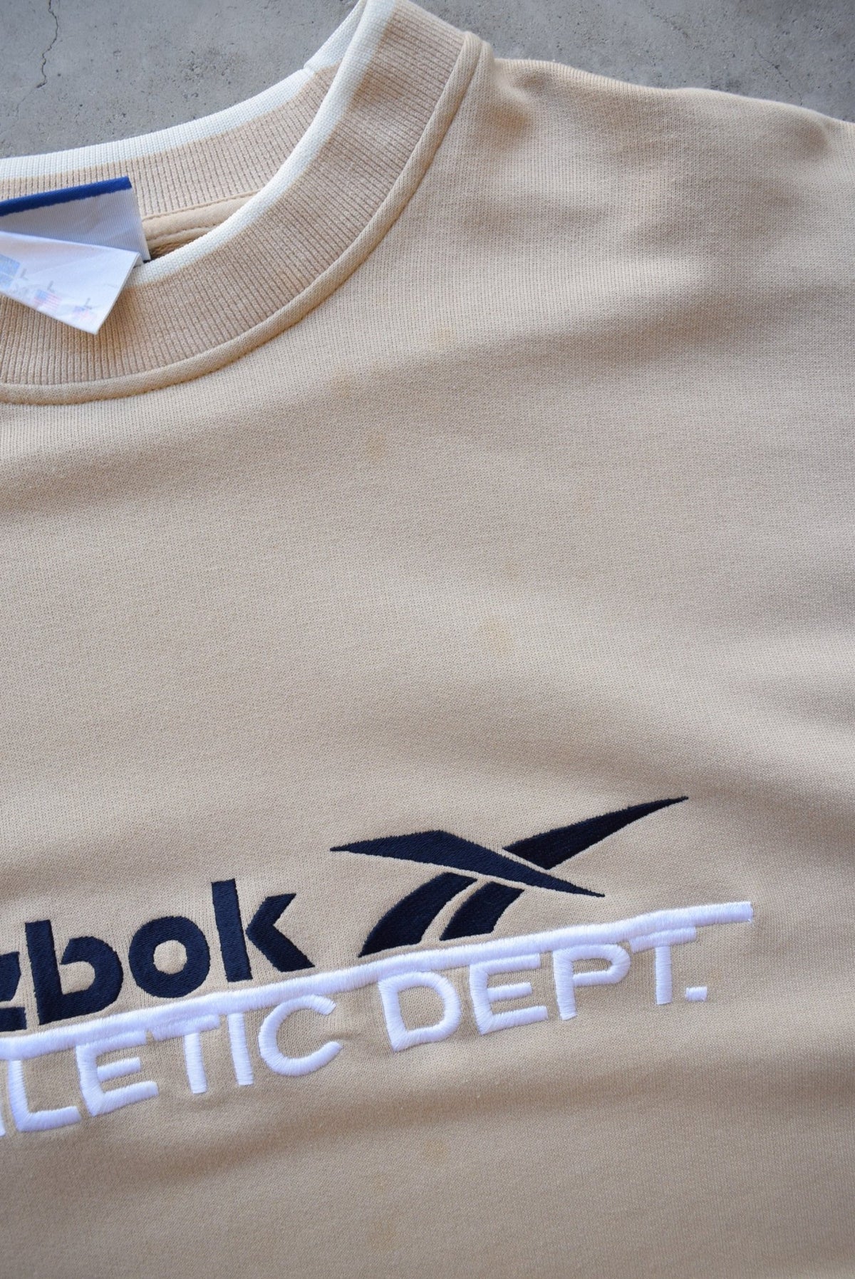 Reebok Athletic Dept. Tan Embroidered Spellout Crewneck — 1990s (L) - Retrospective Store