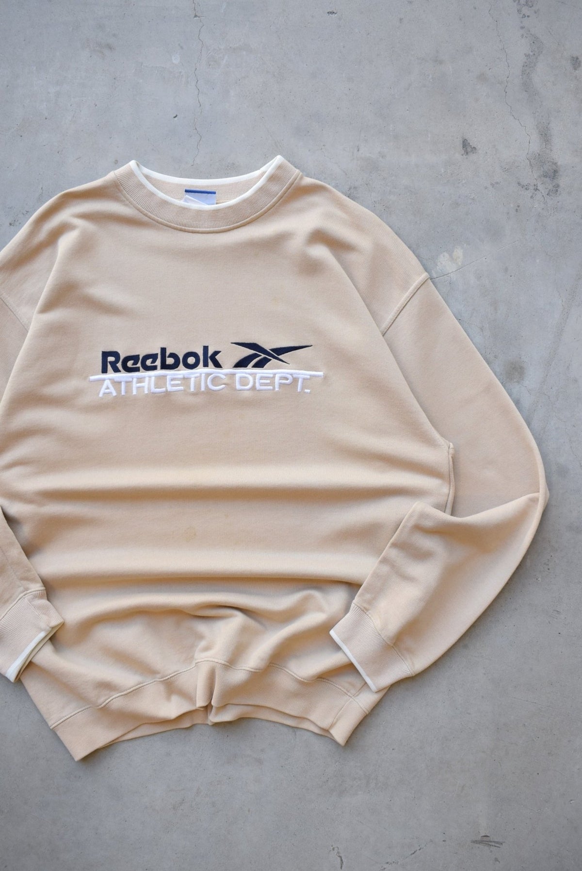 Reebok Athletic Dept. Tan Embroidered Spellout Crewneck — 1990s (L) - Retrospective Store