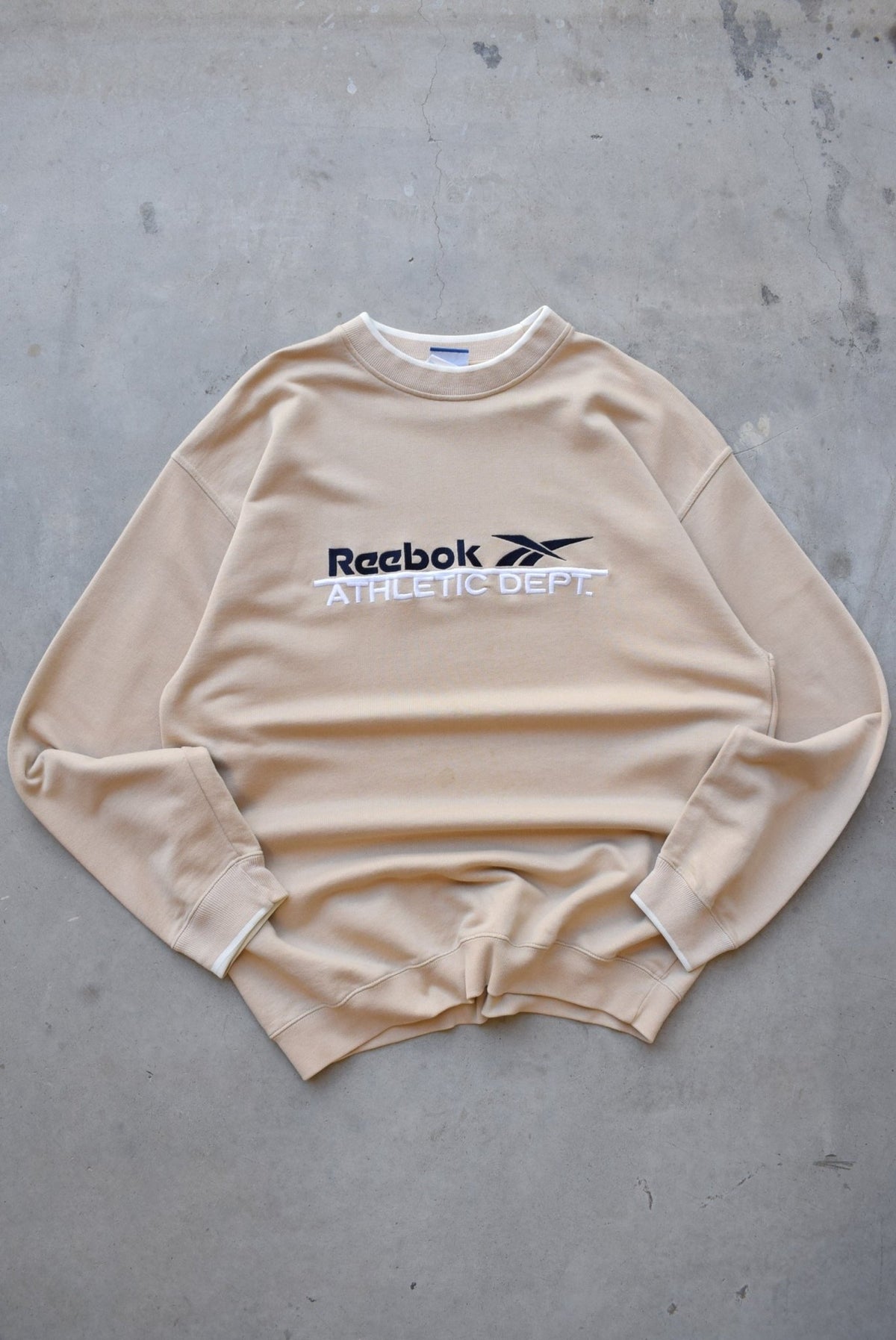 Reebok Athletic Dept. Tan Embroidered Spellout Crewneck — 1990s (L) - Retrospective Store