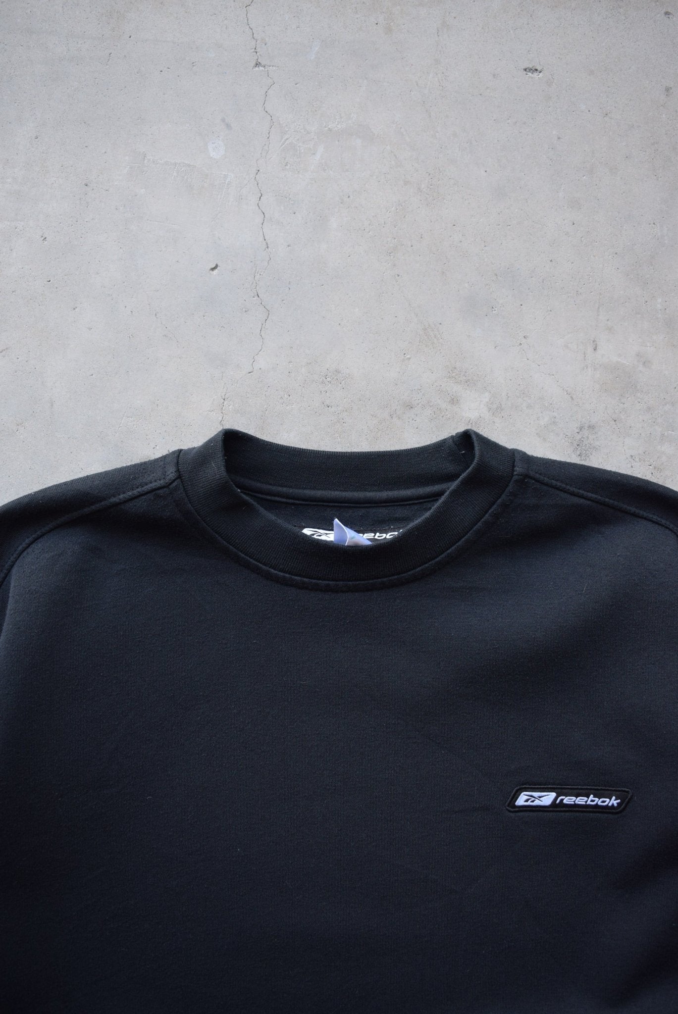 Reebok Black Embroidered Spellout Crewneck — 2000s (M) - Retrospective Store