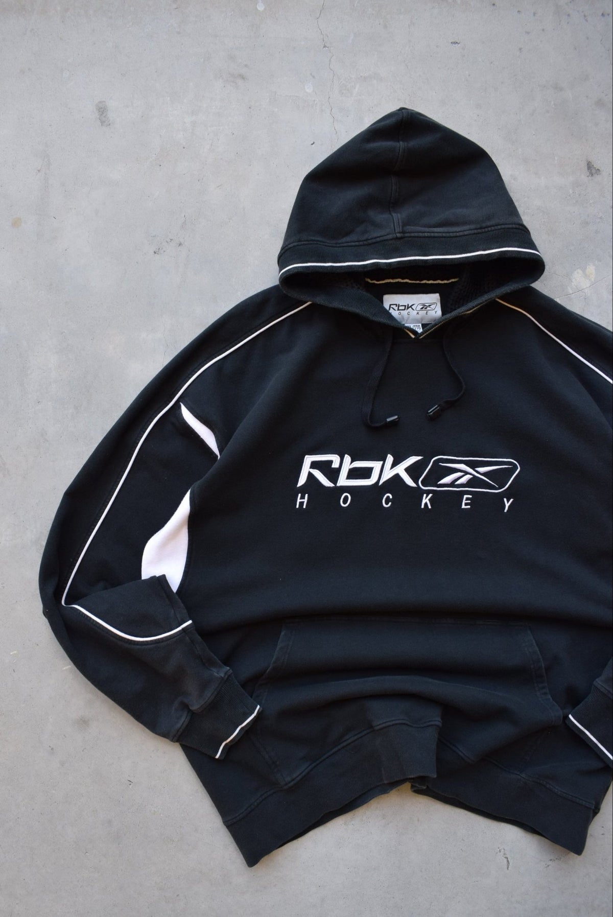 Reebok Hockey Black Embroidered Spellout Hoodie — 1990s (XXL) - Retrospective Store