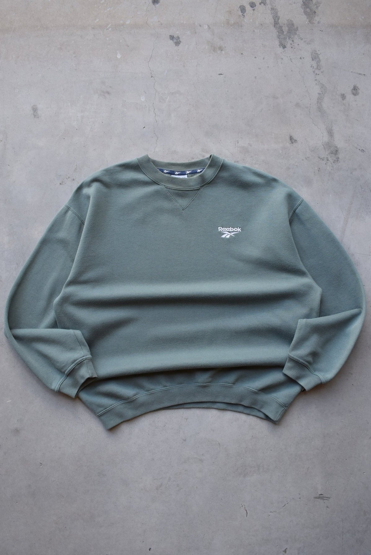 Reebok Moss-Green Embroidered Spellout Crewneck — 1990s (M/L) - Retrospective Store
