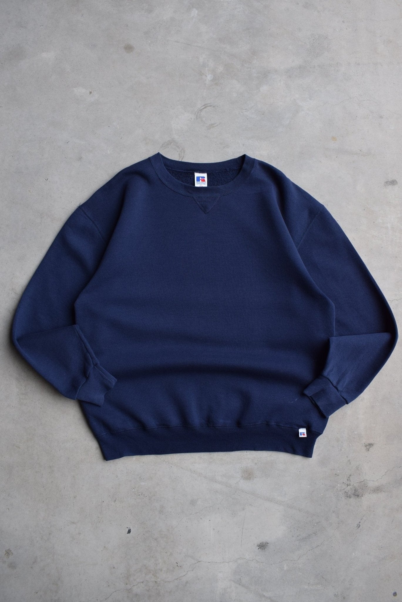 Russell Athletic Navy Crewneck — 2000s (L) - Retrospective Store