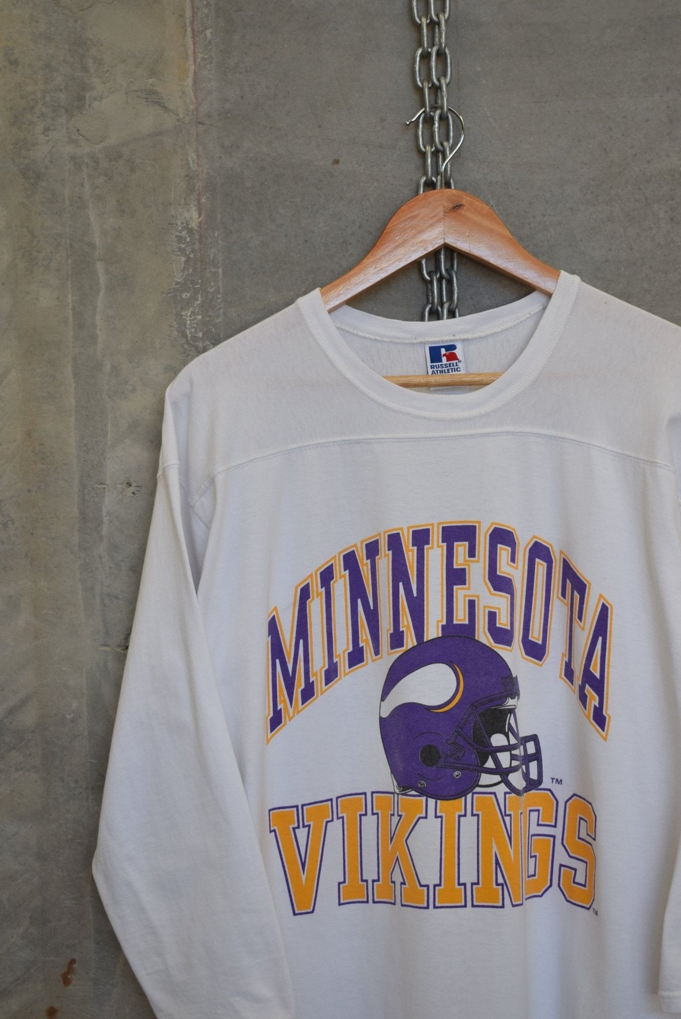 Russell Athletic x NFL Minnesota Vikings Tee — 1998 (L) - Retrospective Store