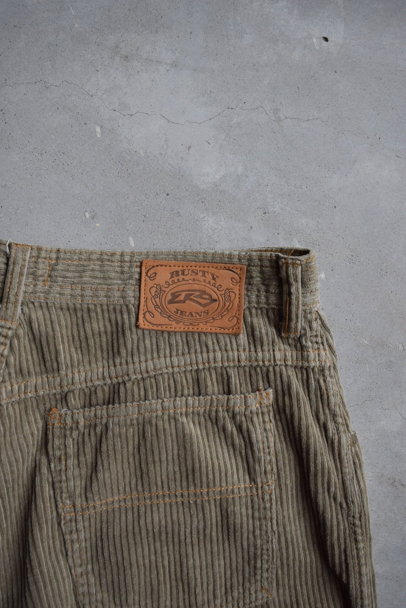 Rusty Corduroy Shorts — 1990s (34) - Retrospective Store