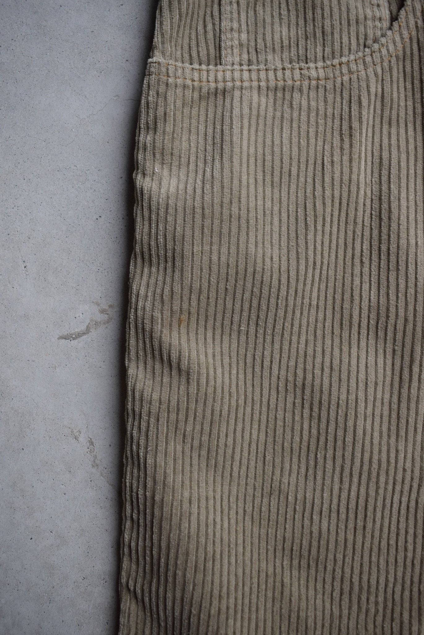 Rusty Corduroy Shorts — 1990s (34) - Retrospective Store