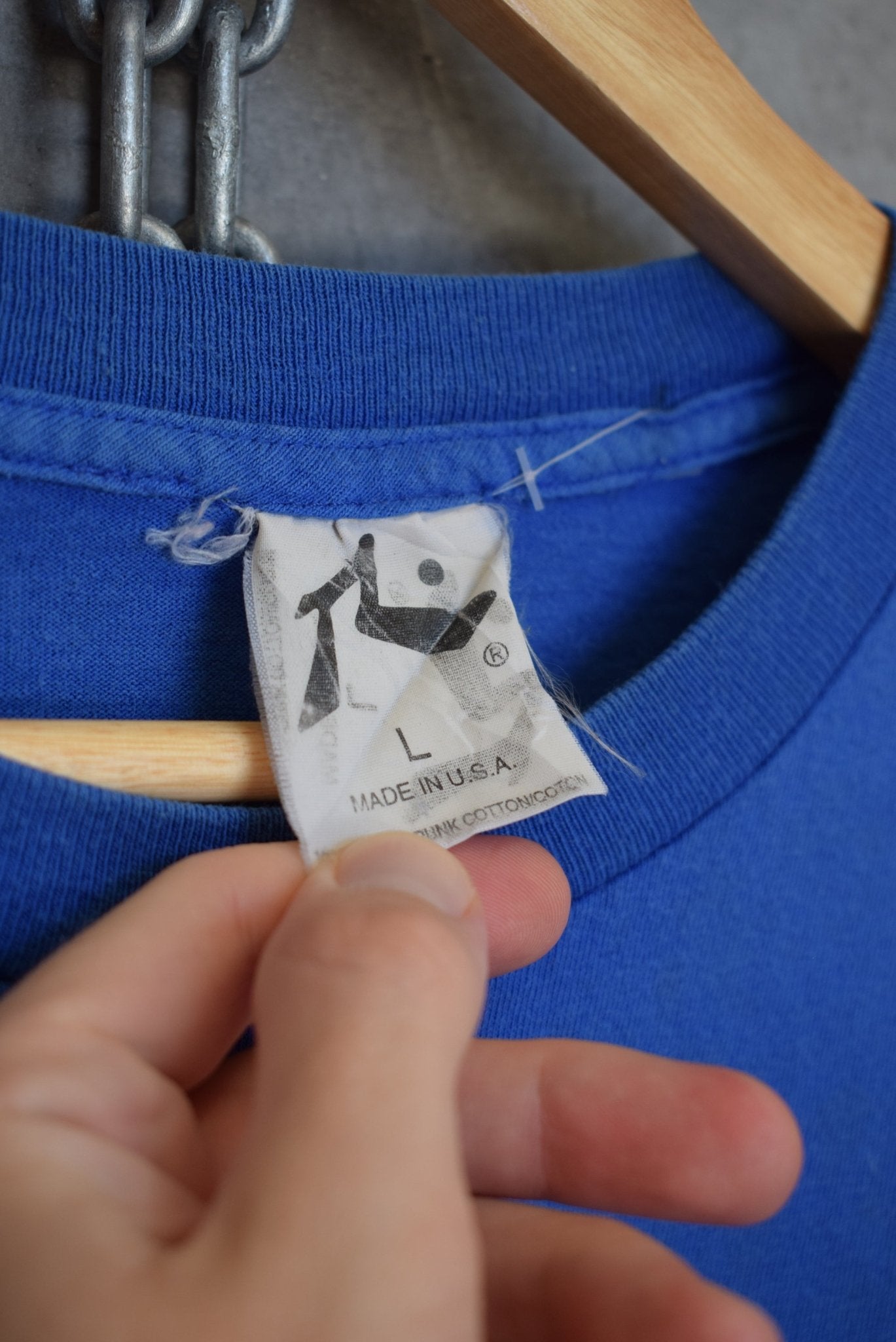 Rusty Graphic Long Sleeve Tee — 1990s (L) - Retrospective Store