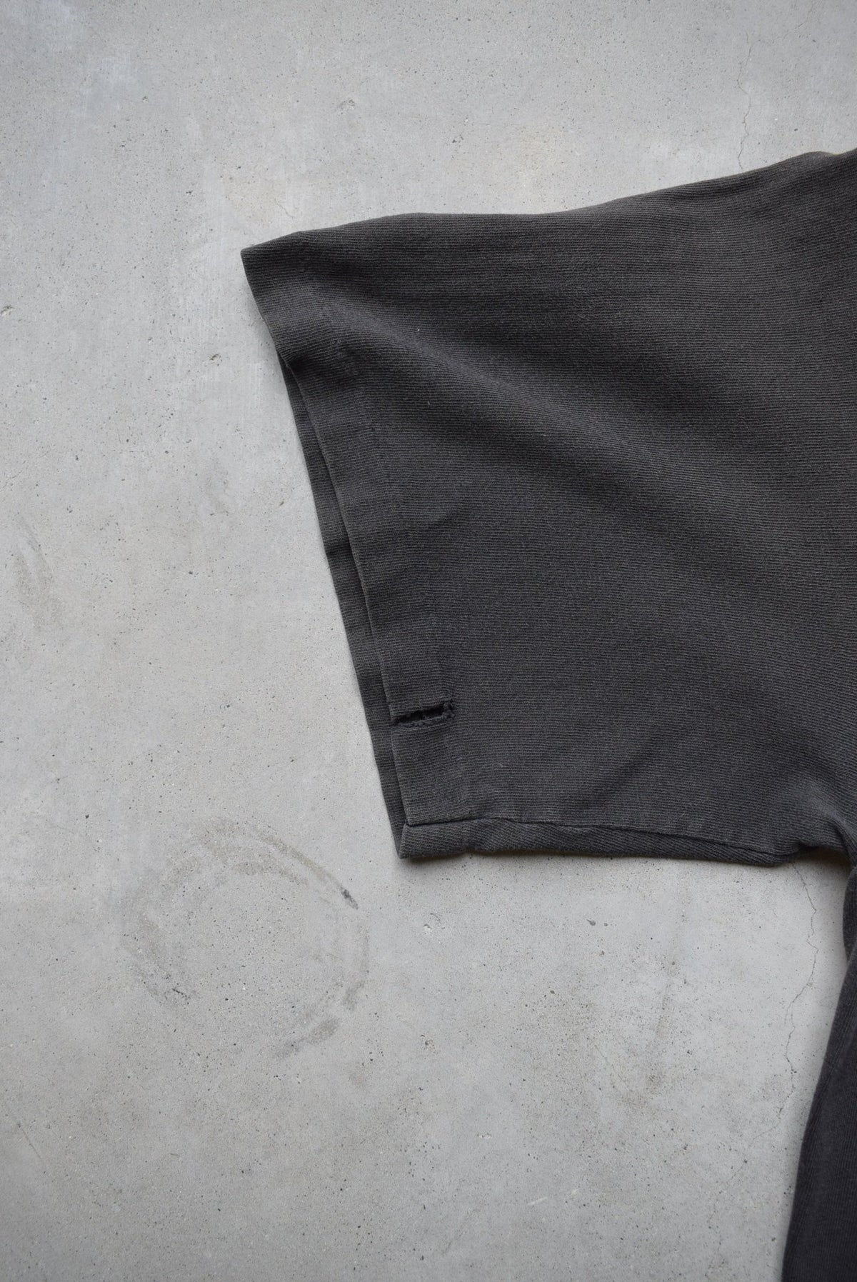 Salem x NBA Charlotte Hornets Faded-Black Graphic Tee — 1991 (M) - Retrospective Store