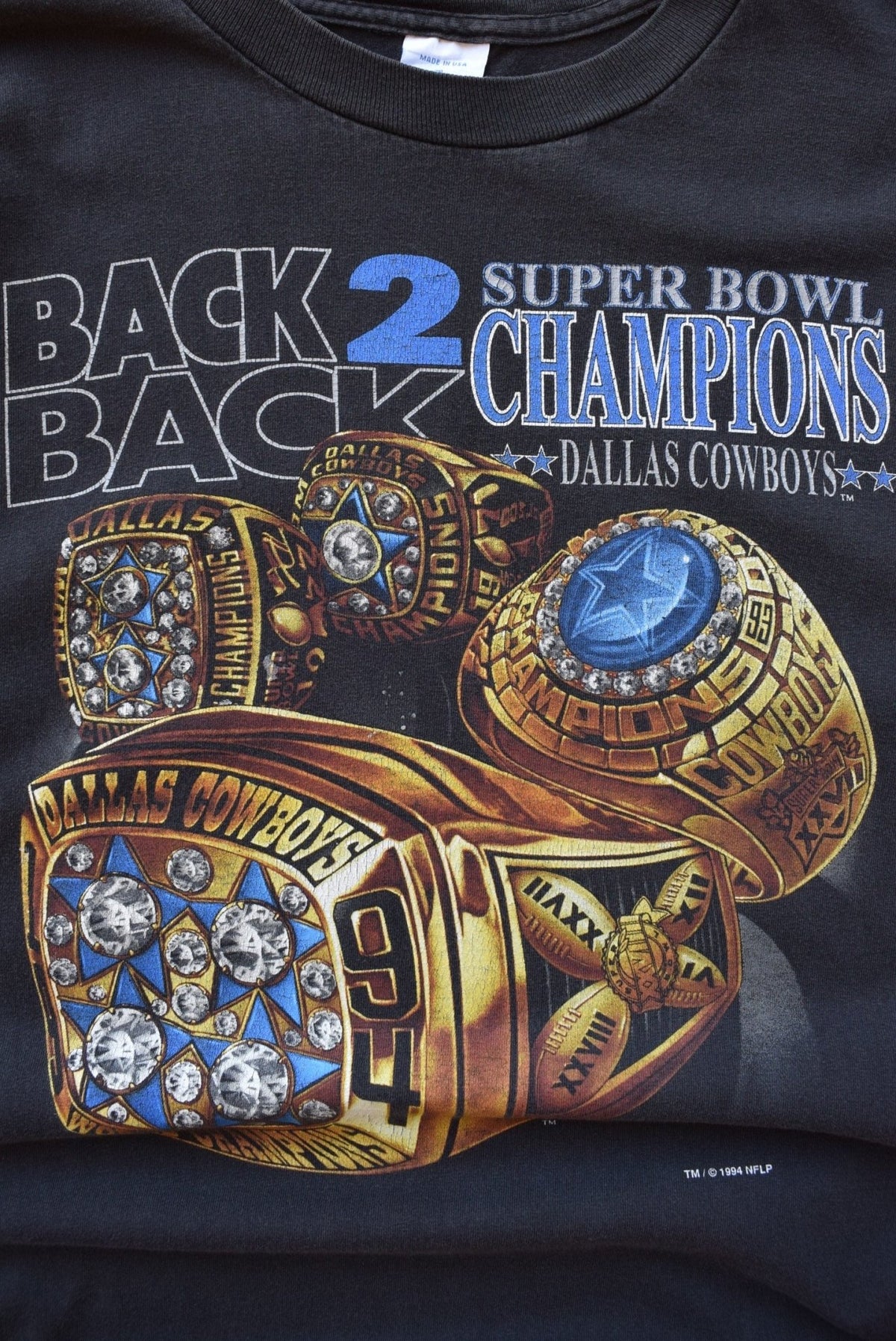 Salem x NFL Dallas Cowboys Back-2-Back Champions Black Graphic Tee — 1994 (L/XL) - Retrospective Store