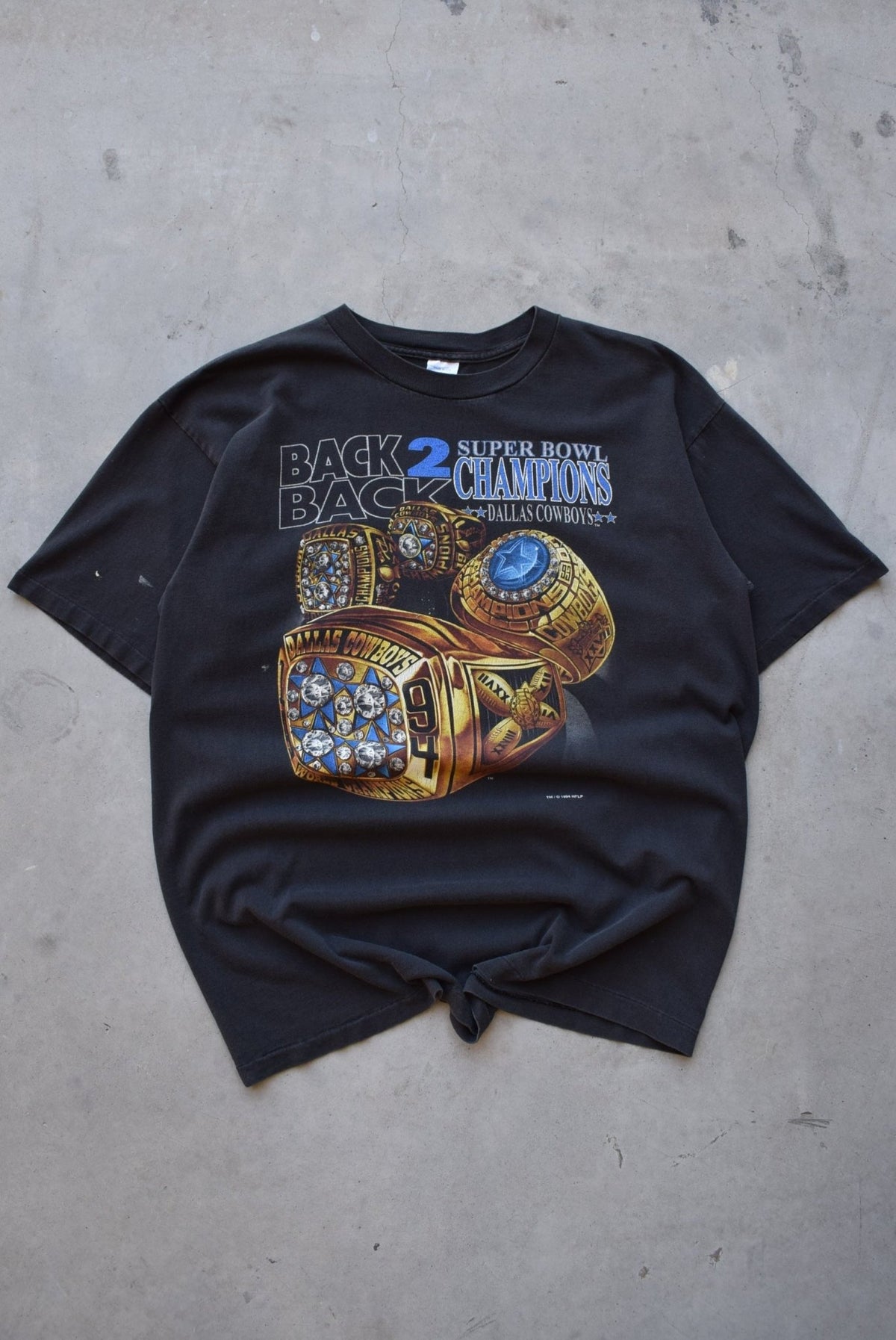 Salem x NFL Dallas Cowboys Back-2-Back Champions Black Graphic Tee — 1994 (L/XL) - Retrospective Store