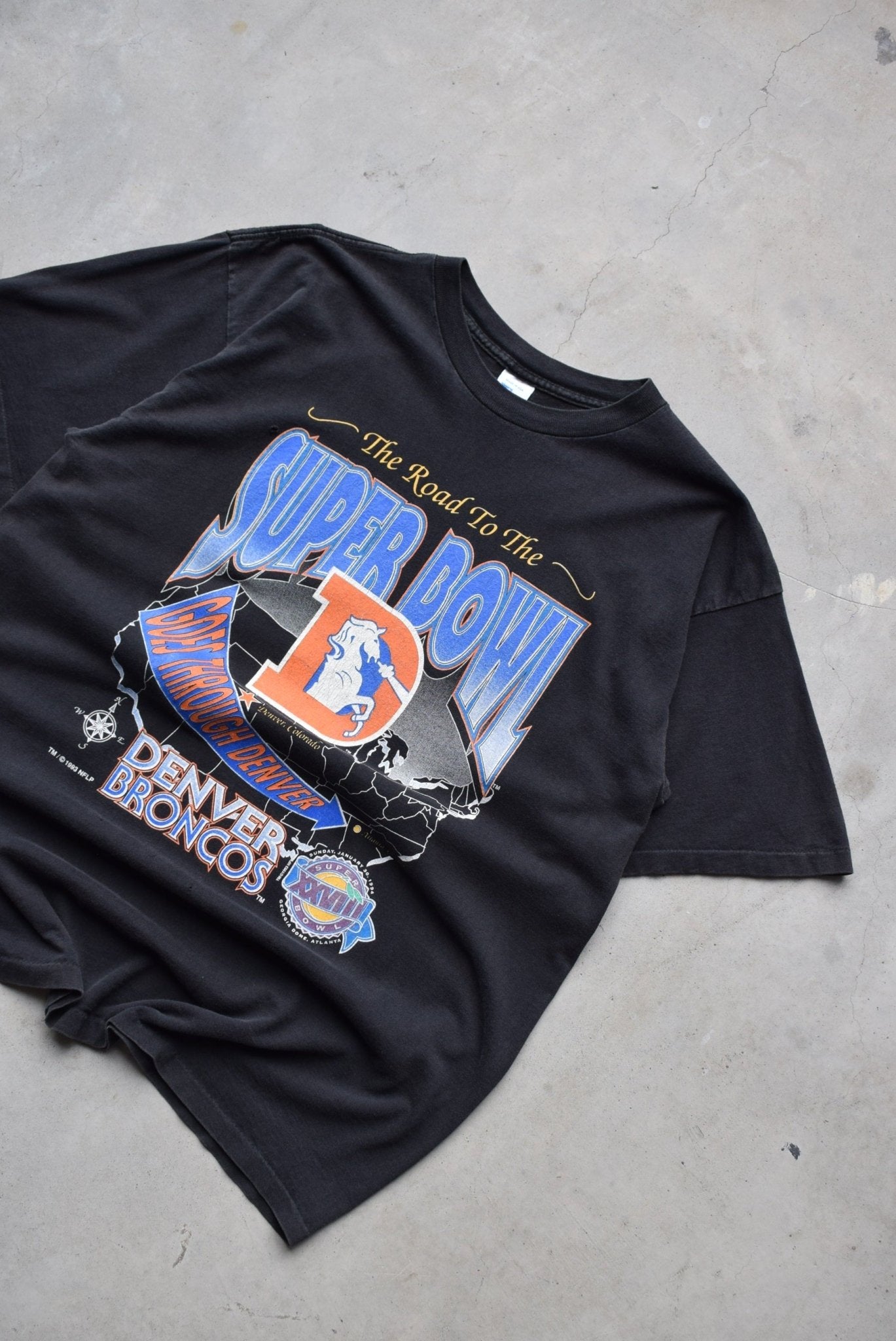 Salem x NFL Denver Broncos Superbowl Black Graphic Tee — 1993 (XL) - Retrospective Store