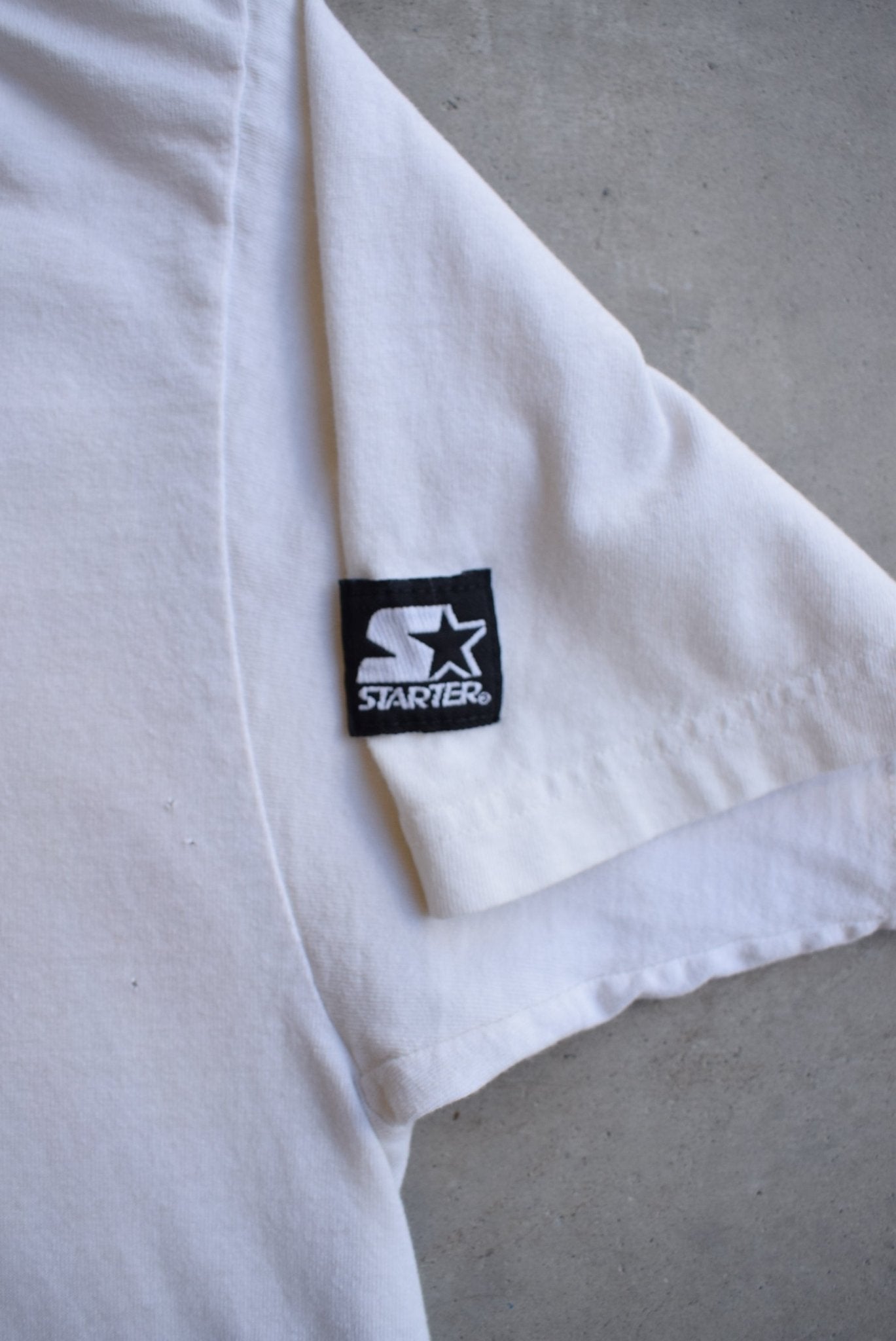 Starter x NBA Chicago Bulls Champions White Graphic Tee — 1997 (XL/XXL) - Retrospective Store