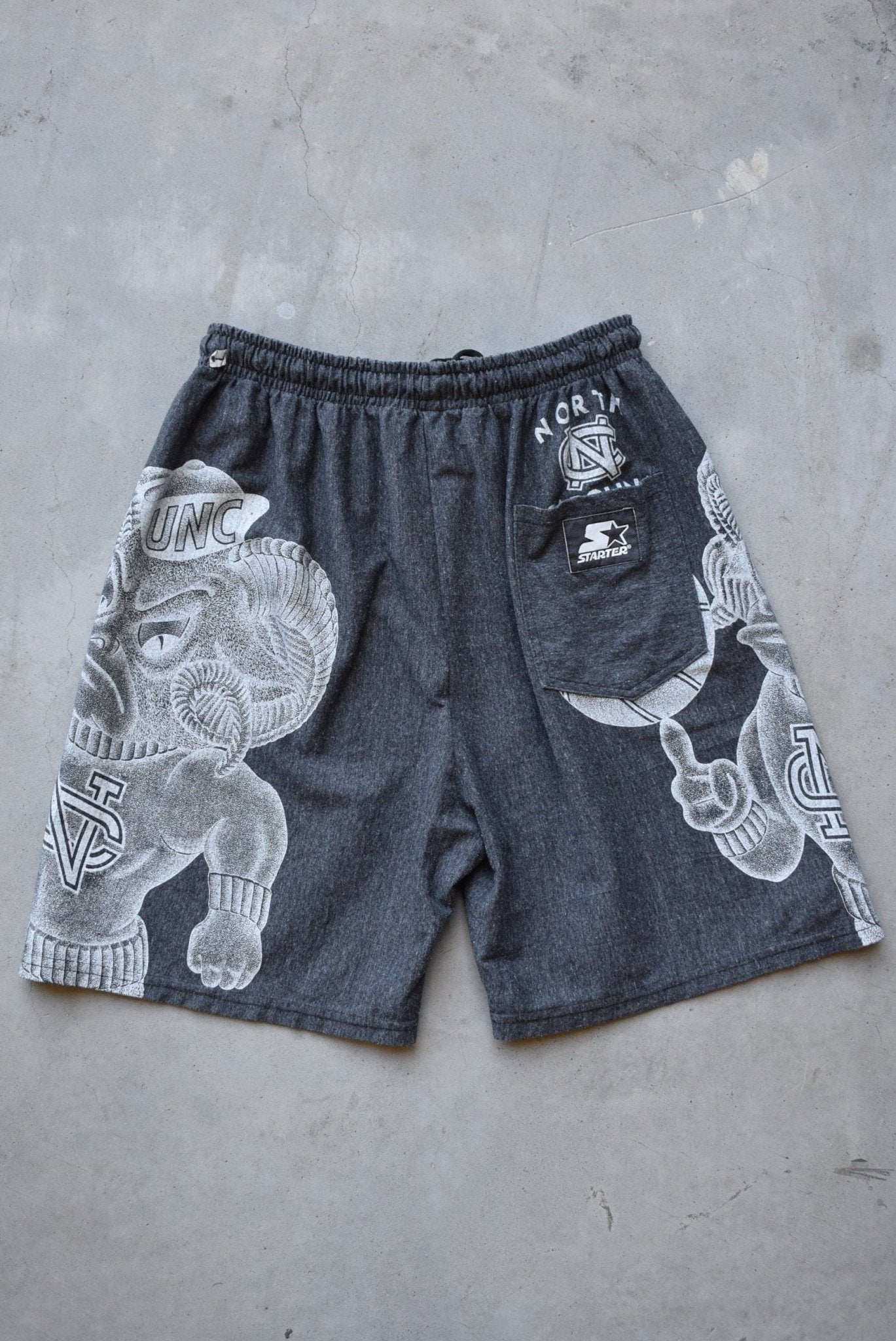 Starter x University of North Carolina Charcoal Shorts — 1990s (M) - Retrospective Store
