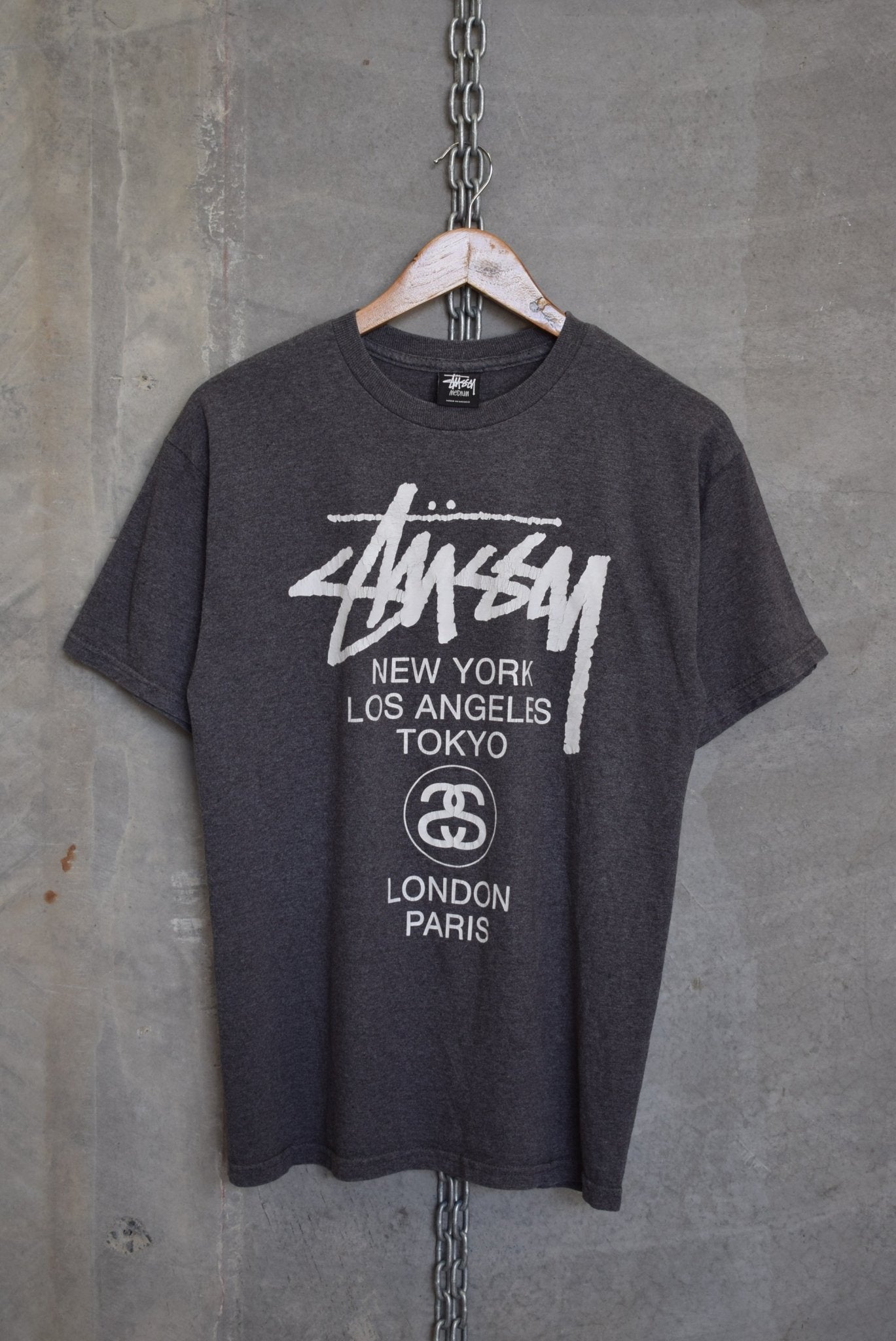 Stussy Graphic Tee — 2000s (M) – Retrospective Store