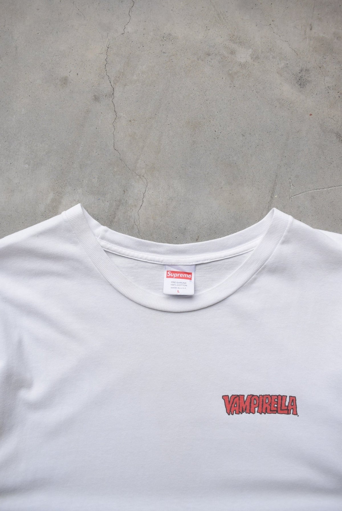 Supreme 'Vampirella' White Graphic Tee — 2000s (M/L) - Retrospective Store