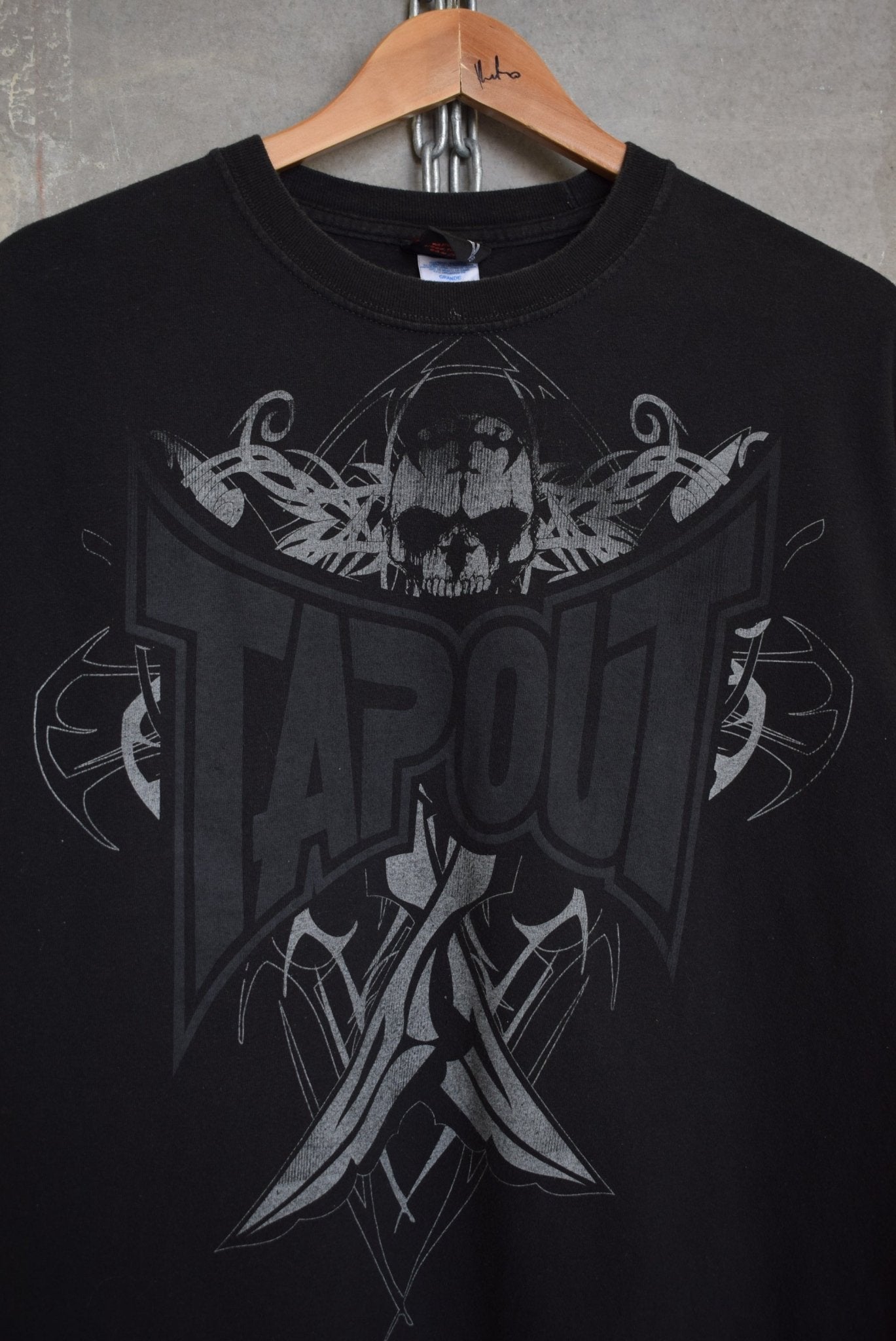 Tap Out Graphic Tee — 2000s (L) - Retrospective Store