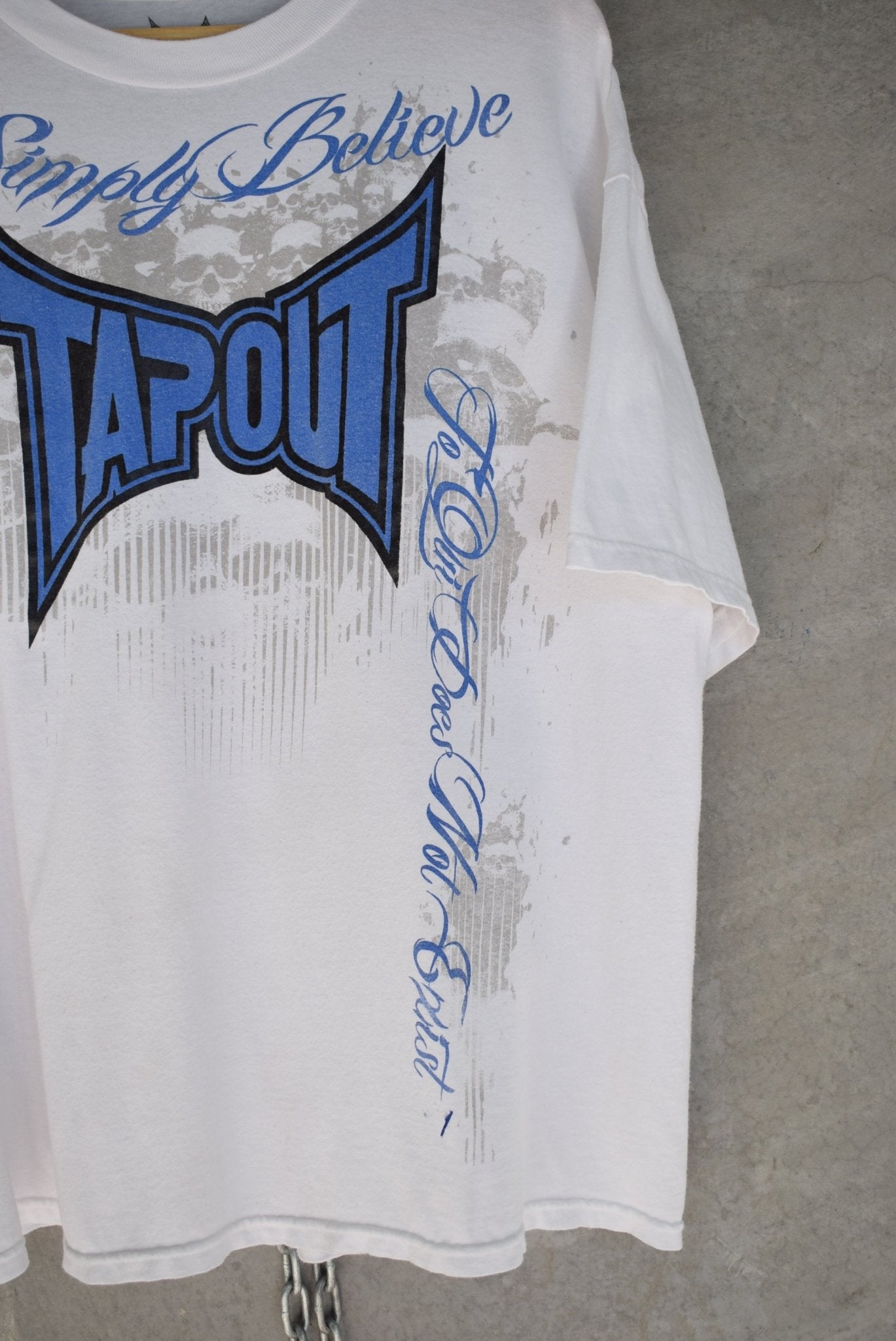Tap Out Graphic Tee — 2000s (XL) - Retrospective Store