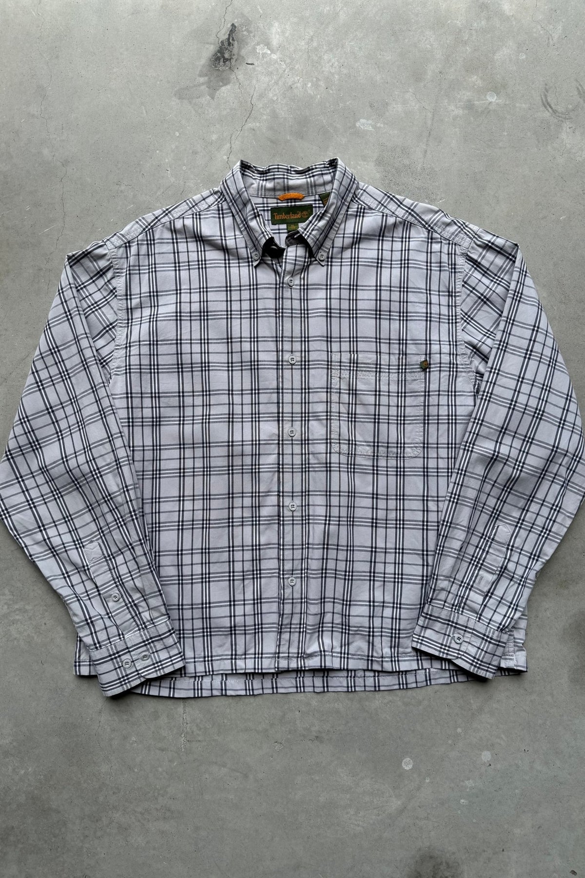 Timberland Grey Cropped Long Sleeve Button Up — 2000s (XL) - Retrospective Store