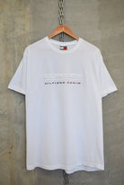 Tommy Hilfiger Denim Spellout Tee — 2000s (M) - Retrospective Store