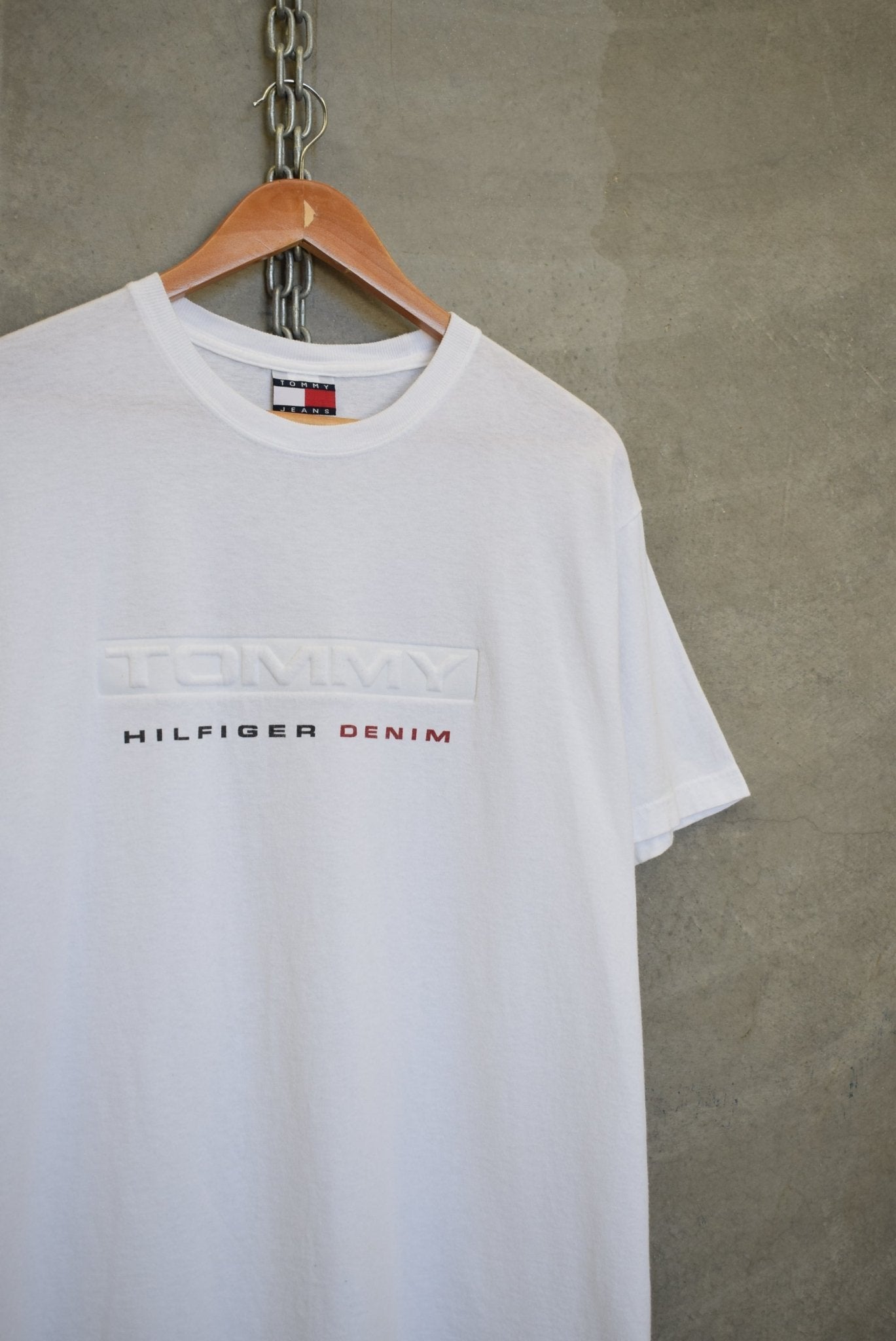 Tommy Hilfiger Denim Spellout Tee — 2000s (M) - Retrospective Store