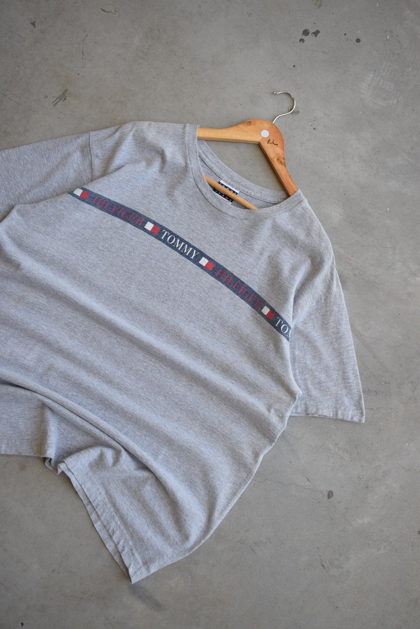 Tommy Hilfiger Spellout Tee — 2000s (L) - Retrospective Store