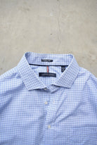 Tommy Hilfiger White & Blue Cropped Long Sleeve Button Up — 2000s (L) - Retrospective Store