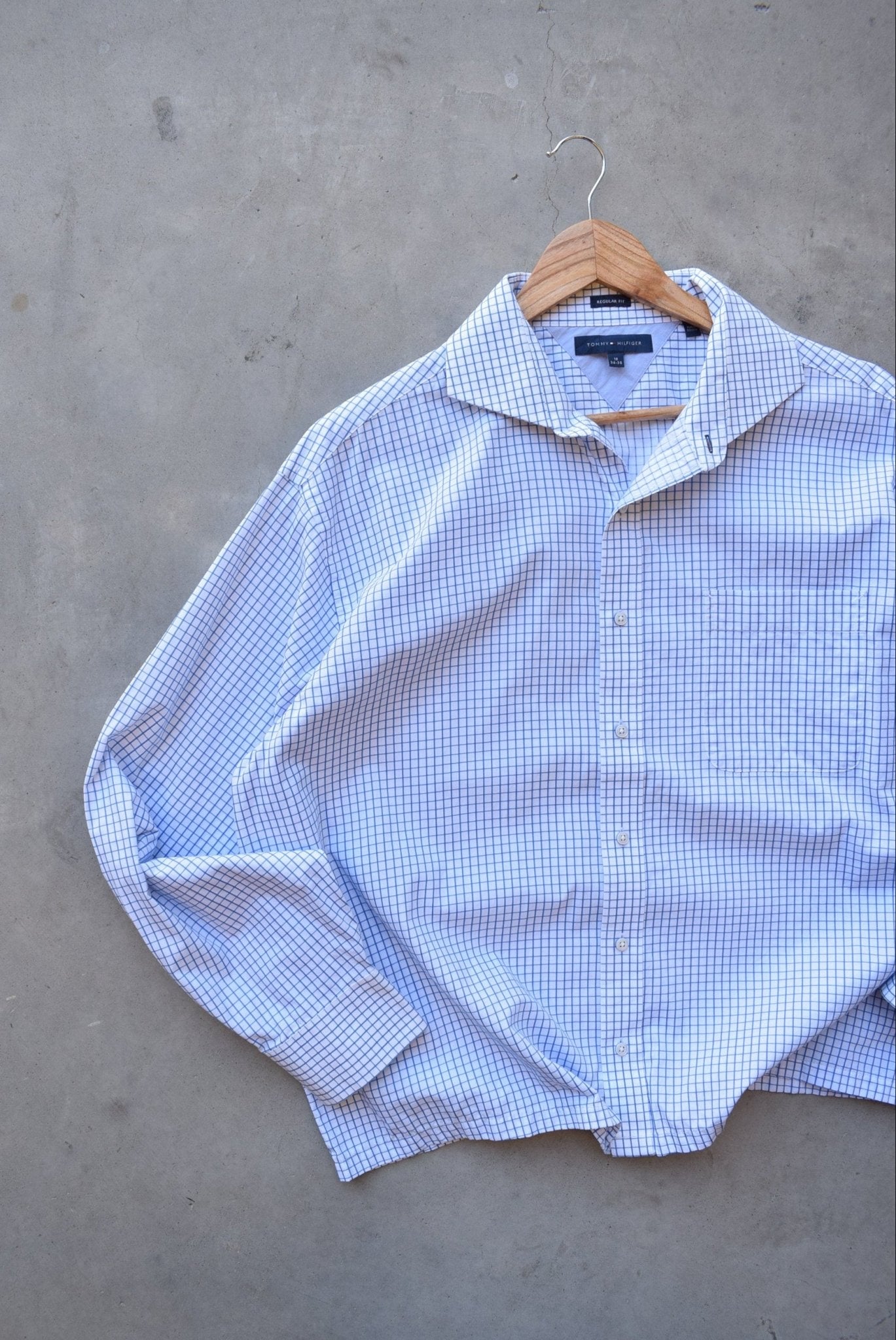 Tommy Hilfiger White & Blue Cropped Long Sleeve Button Up — 2000s (L/XL) - Retrospective Store