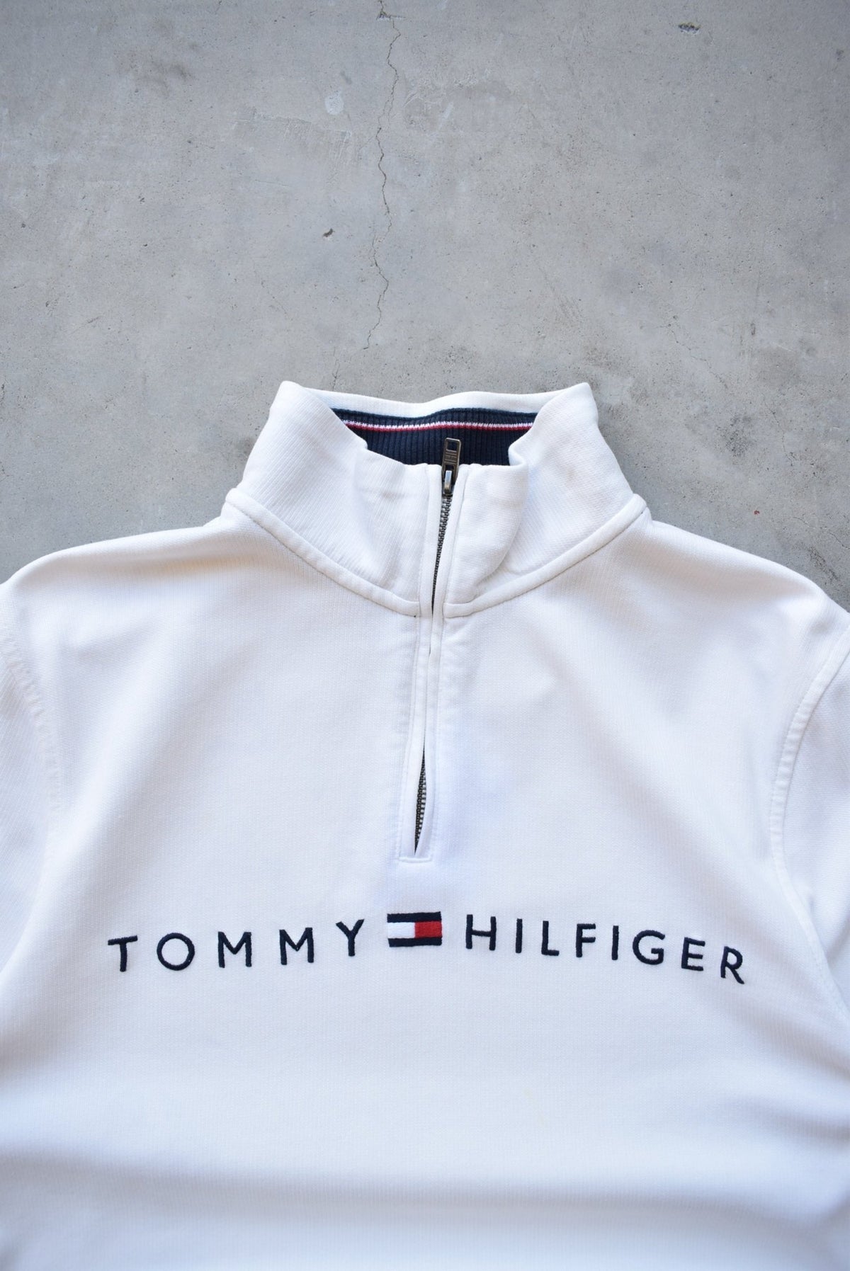 Tommy Hilfiger White Embroidered Spellout Quarter Zip — 1990s (M) - Retrospective Store