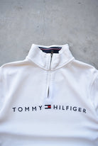 Tommy Hilfiger White Embroidered Spellout Quarter Zip — 1990s (M) - Retrospective Store