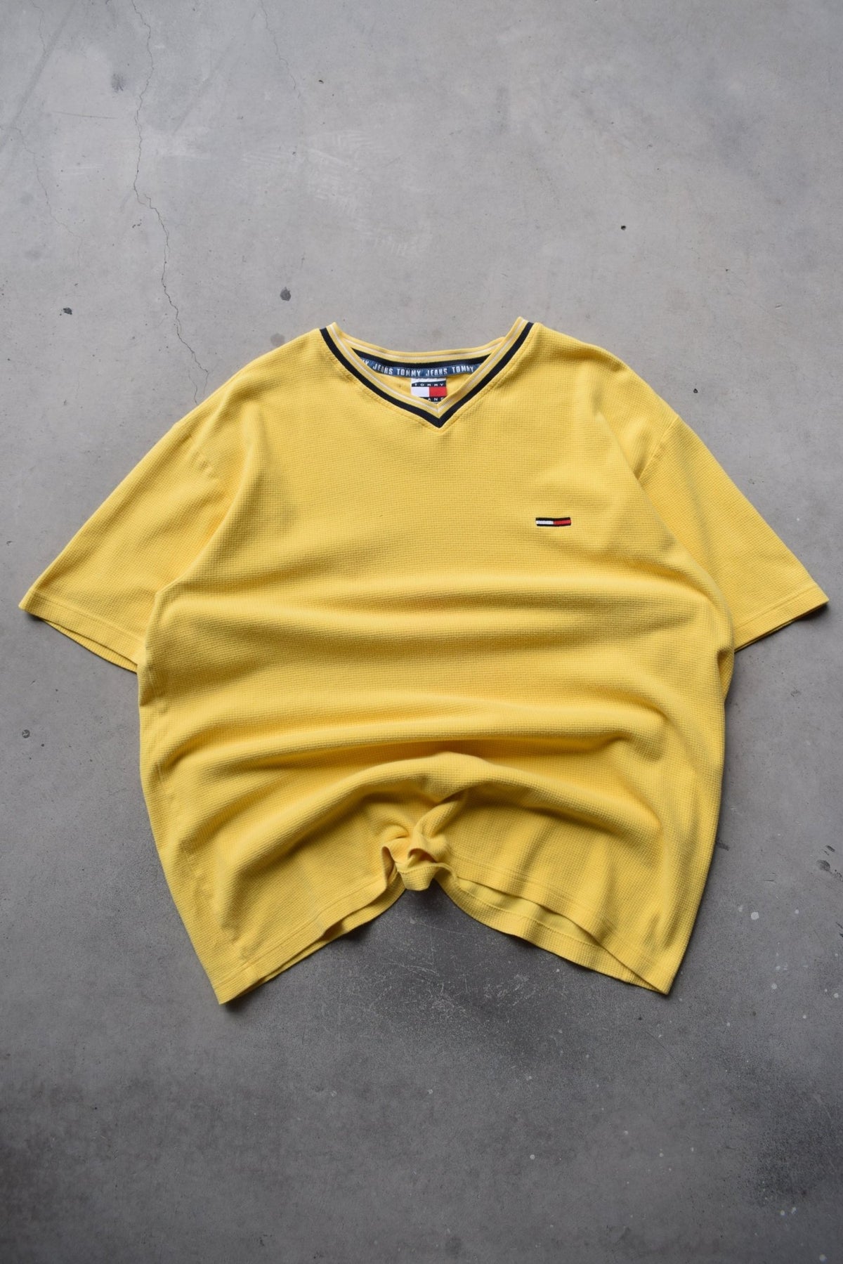 Tommy Hilfiger Yellow Embroidered Logo Tee — 2000s (XXL) - Retrospective Store