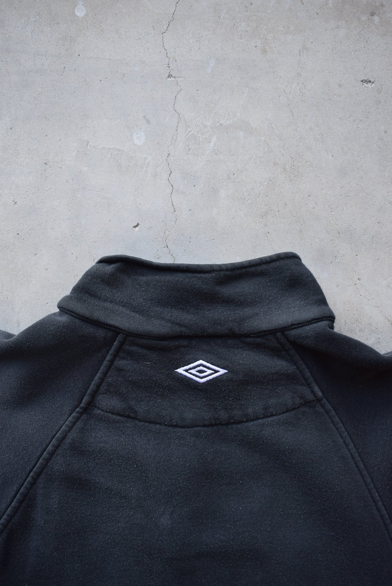 Umbro Black Embroidered Spellout Quarter Zip — 1990s (M) - Retrospective Store