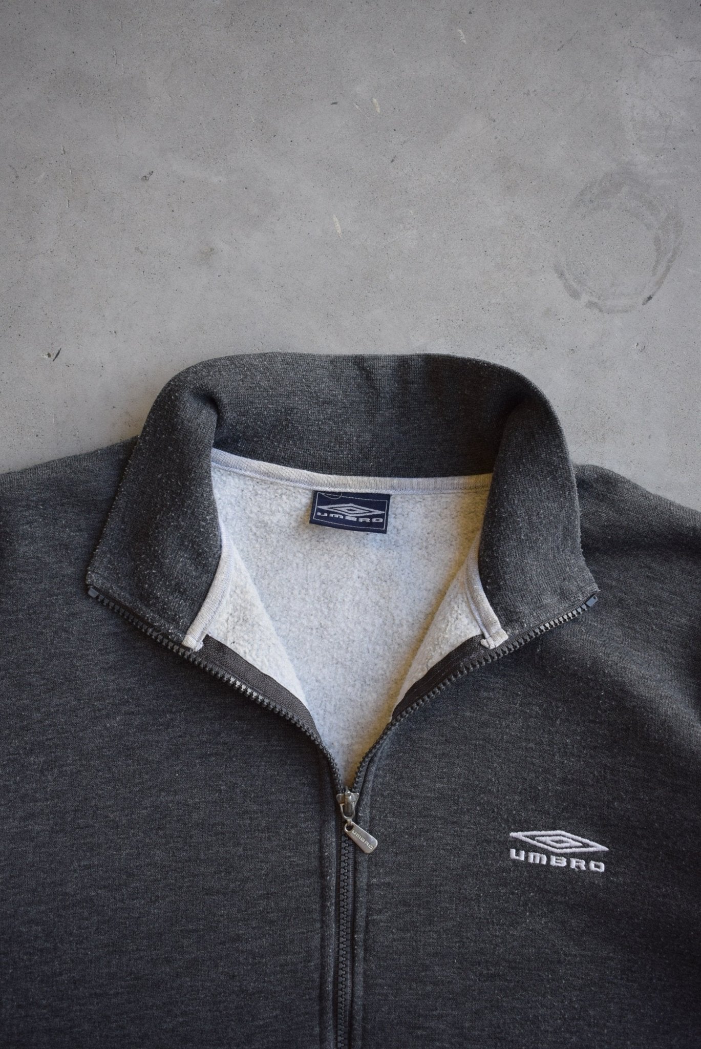Umbro Charcoal Embroidered Jacket — 2000s (XL) - Retrospective Store