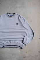 Umbro Grey Embroidered Logo Crewneck — 1990s (XXL) - Retrospective Store