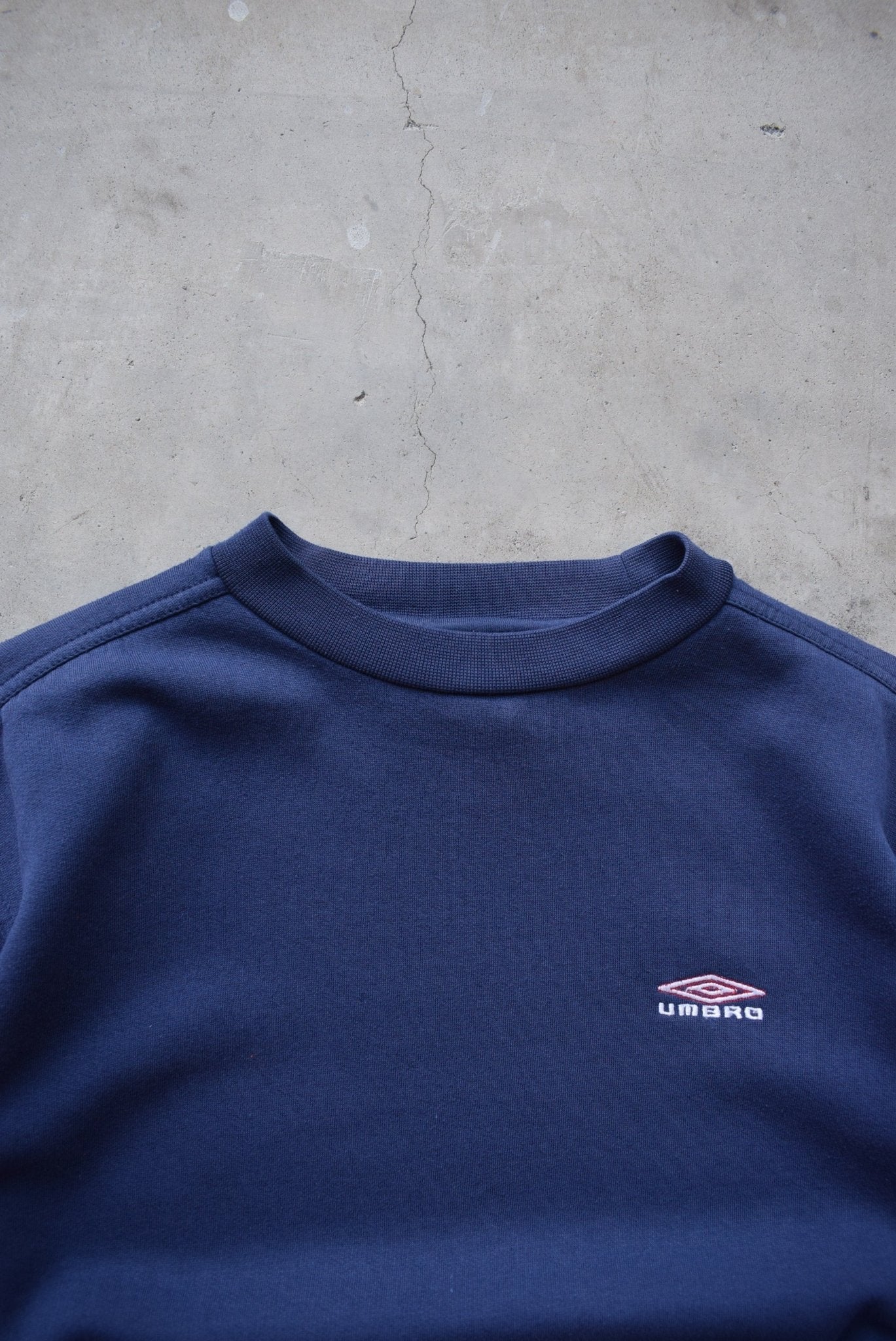 Umbro Navy Embroidered Logo Crewneck — 1990s (S) - Retrospective Store