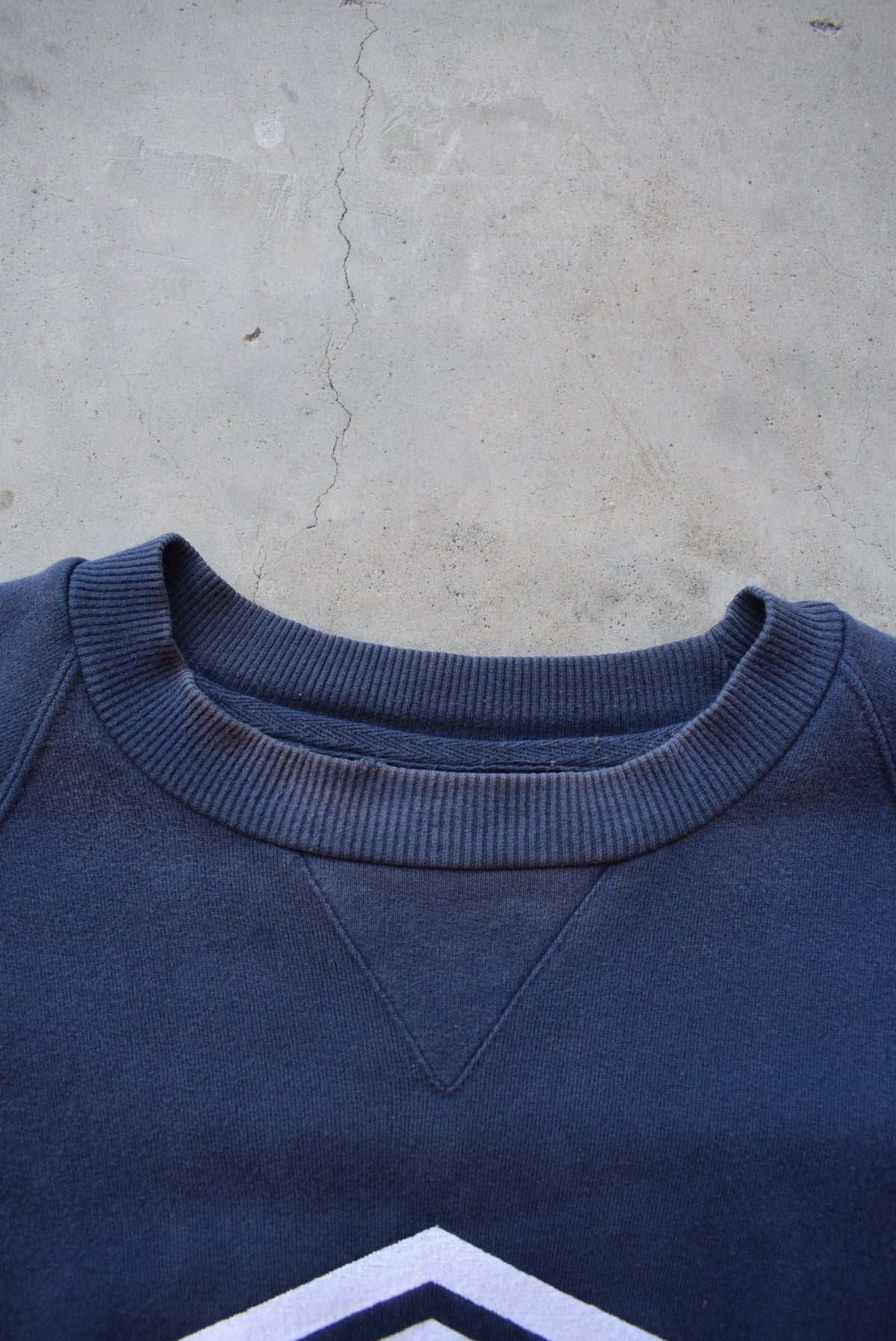 Umbro Navy Embroidered Spellout Crewneck — 1990s (XL) - Retrospective Store