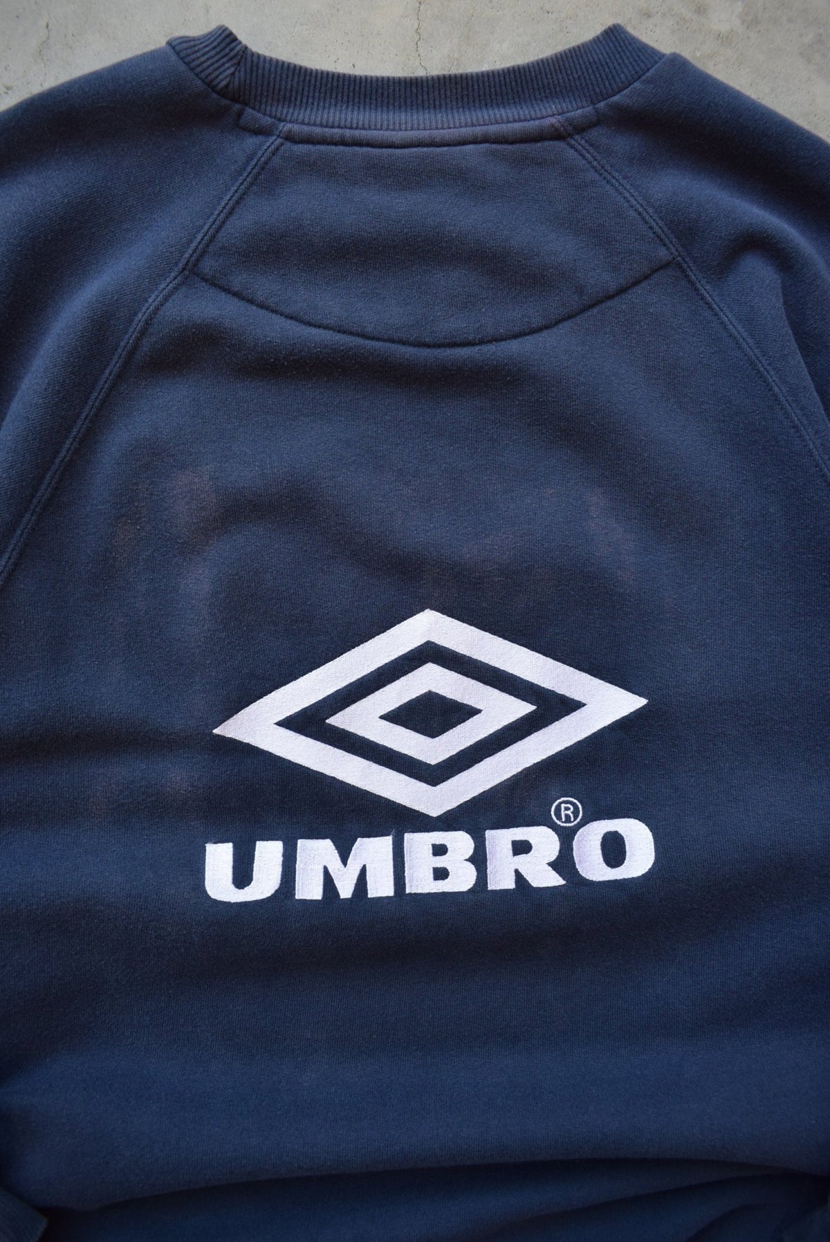 Umbro Navy Embroidered Spellout Crewneck — 1990s (XL) - Retrospective Store