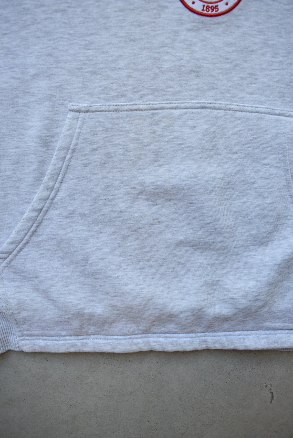 Umbro x Shelbourne FC Grey & Navy Embroidered Hoodie — 1990s (L) - Retrospective Store