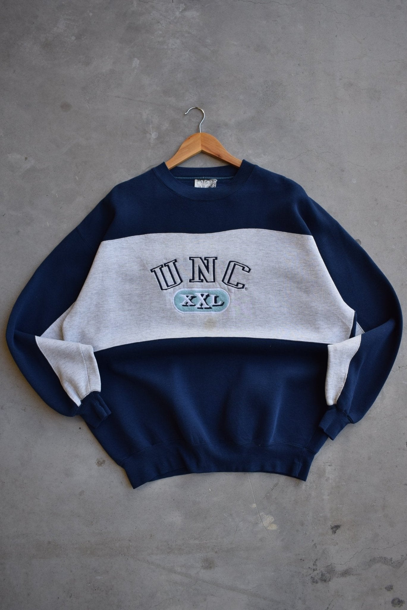 University of North Carolina Embroidered Crewneck — 1990s (XL) - Retrospective Store
