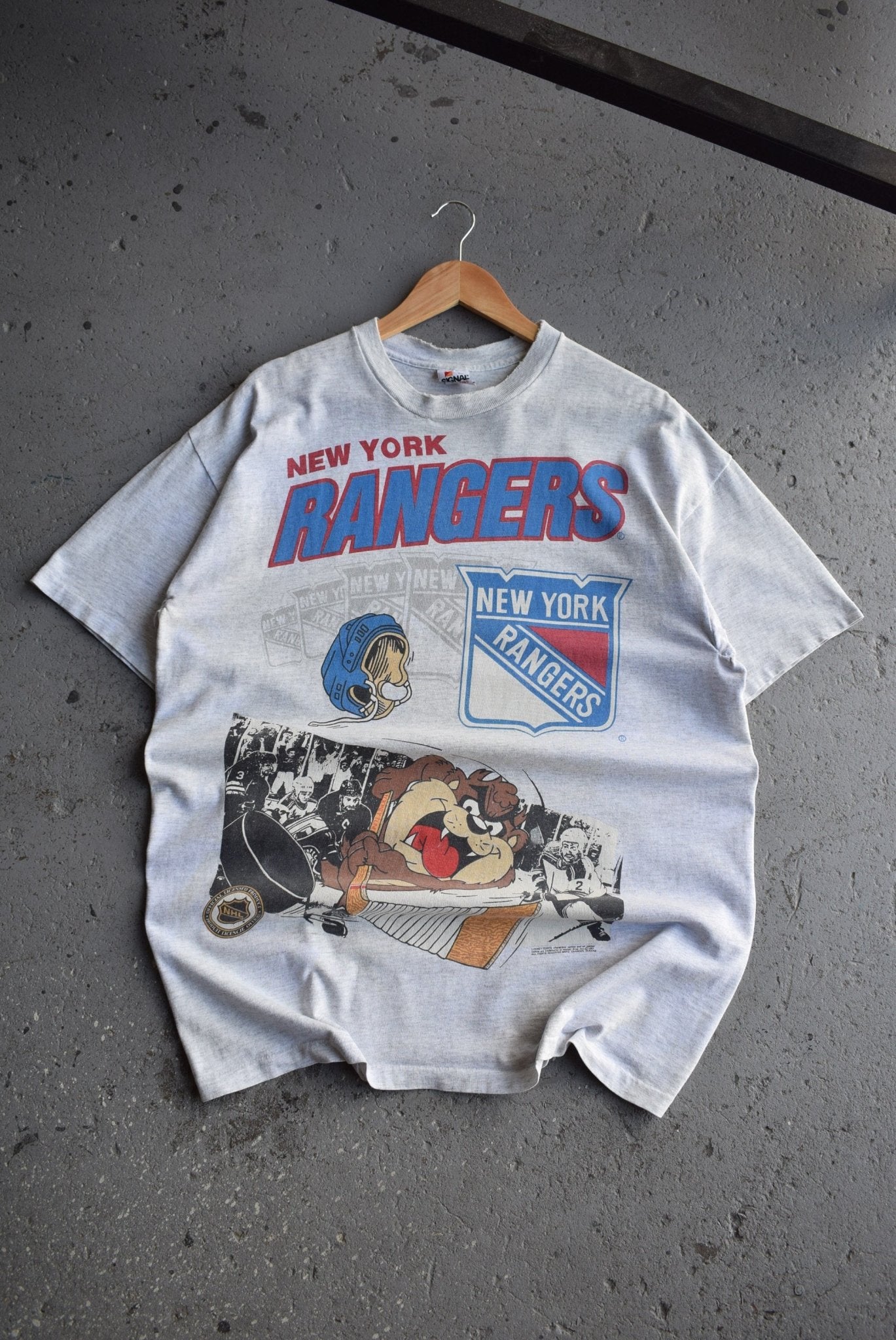 Vintage 1991 Warner Bros. x NHL New York Rangers Tee (XL) - Retrospective Store